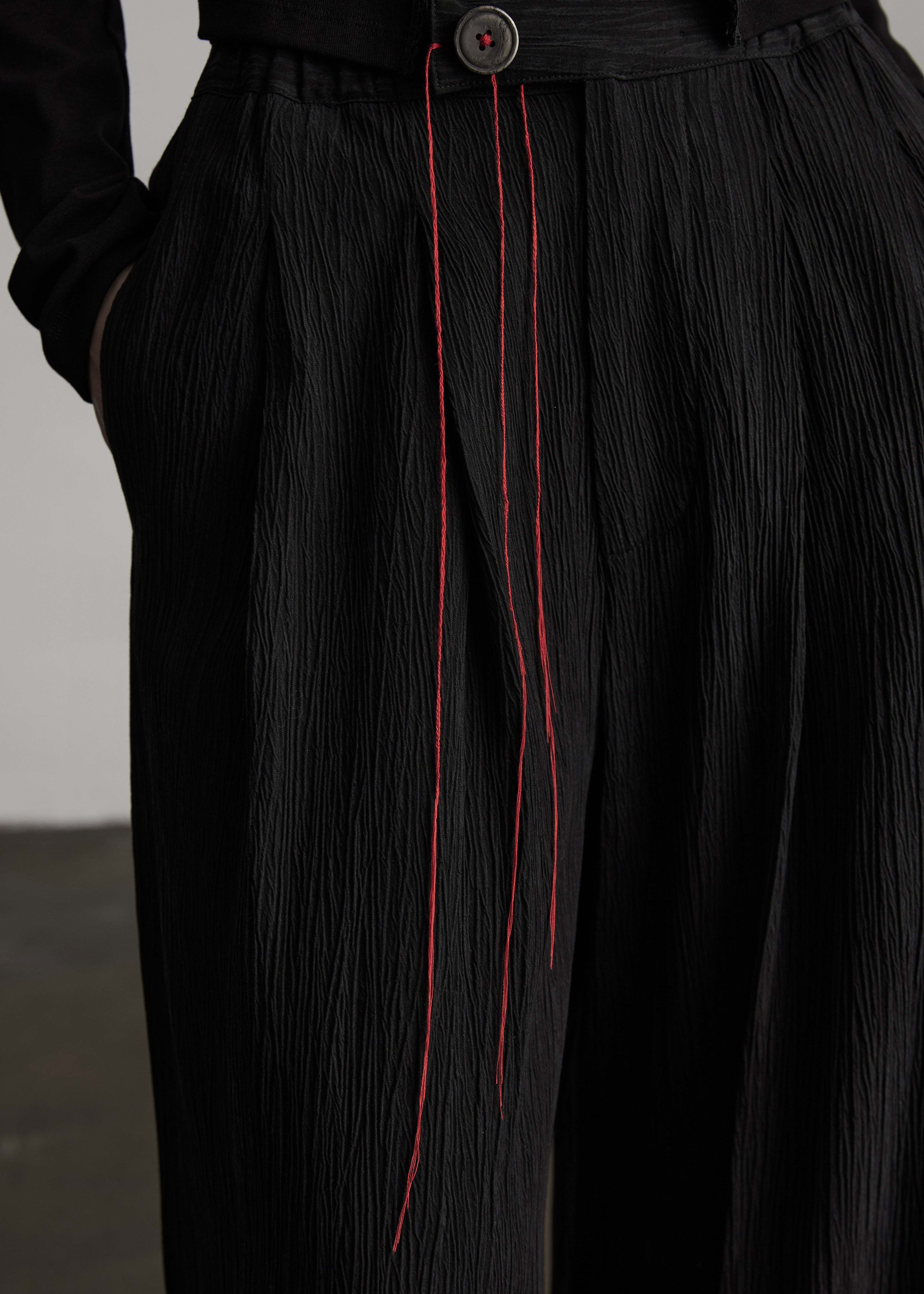 INDULGE Crinkled Wide Trousers with Red Thread
