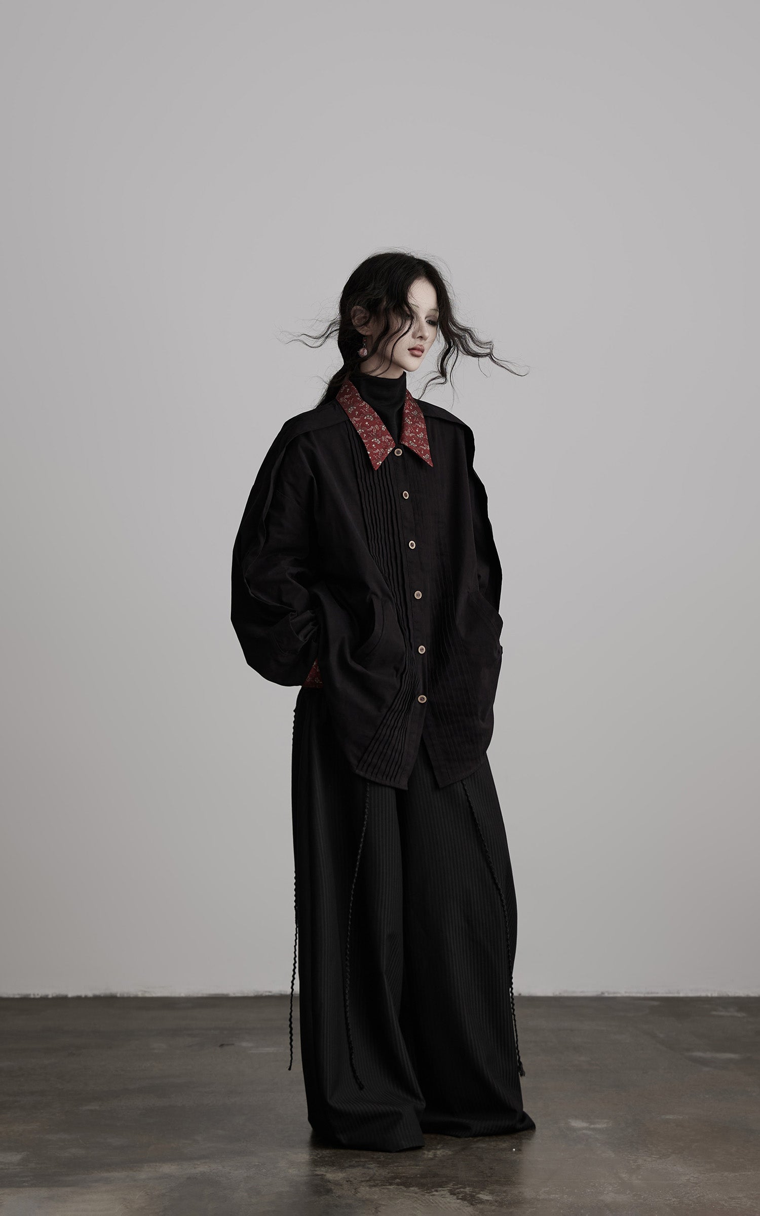 INDULGE Oversized Black Shirt with Contrast Collar and Pleated Front