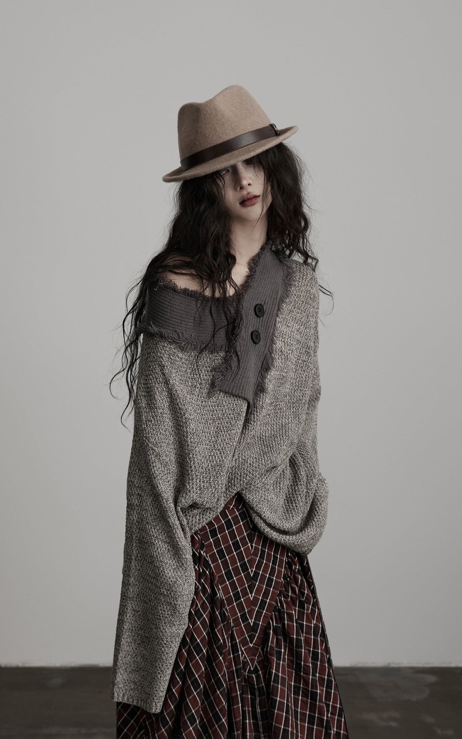 <tc>INDULGE</tc> Strukturiertes Strickpullover mit asymmetrischem Kragen