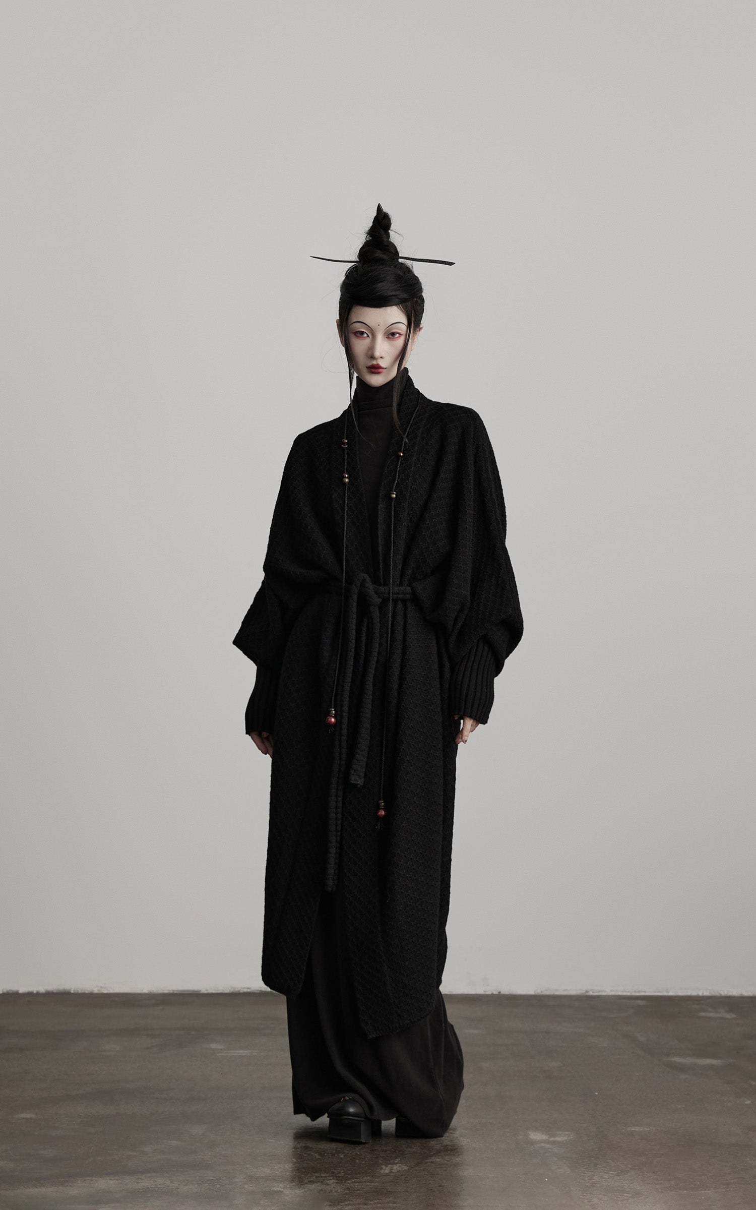 <tc>INDULGE</tc> ドレープシルエットのテクスチャードニットロングカーディガン