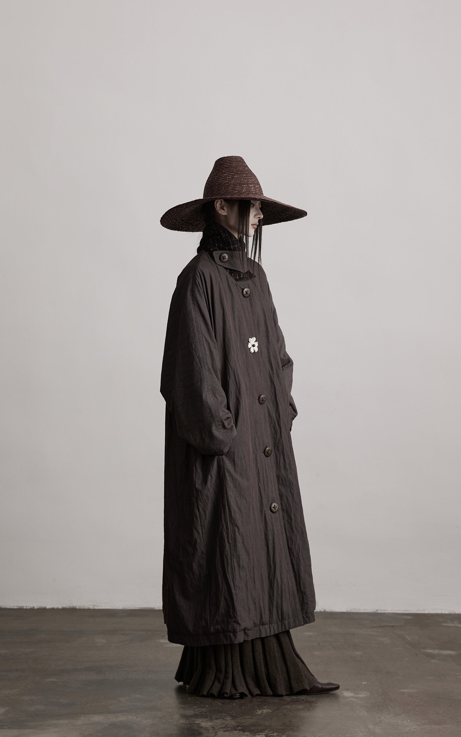 <tc>INDULGE</tc> Geknitterter langer Mantel mit kontrastierendem Innenfutter