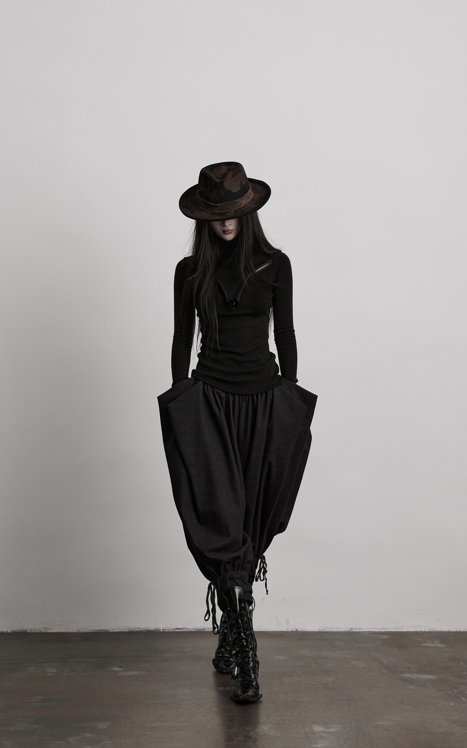 INDULGE Cutout Detail Stretch Knit Top