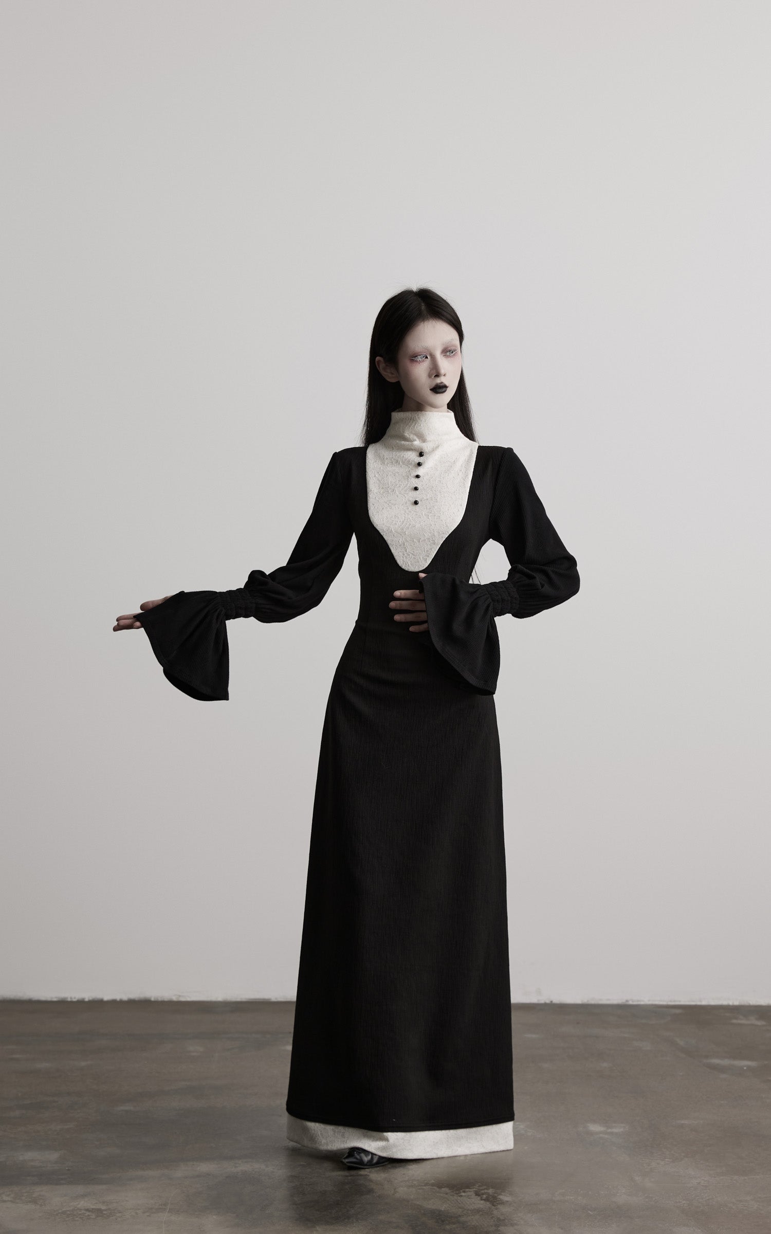 DOINDULGE Structured Contrast Panel High-Neck Dress