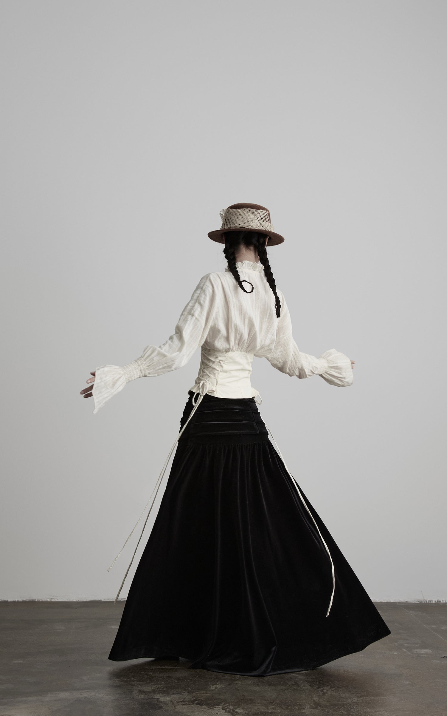 <tc>INDULGE</tc> ストラクチャードコルセットパネルルーシュシャツ