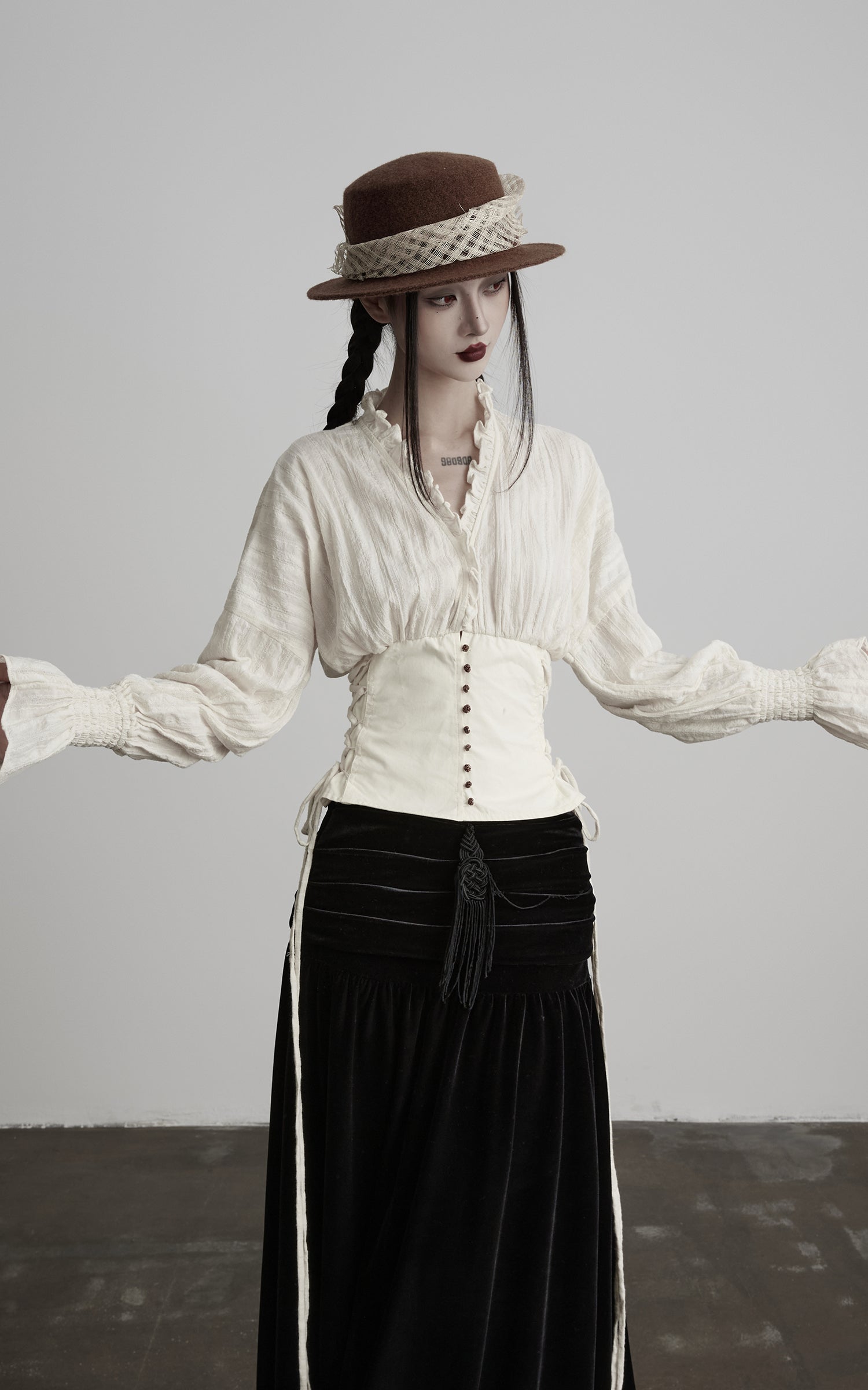 <tc>INDULGE</tc> ストラクチャードコルセットパネルルーシュシャツ