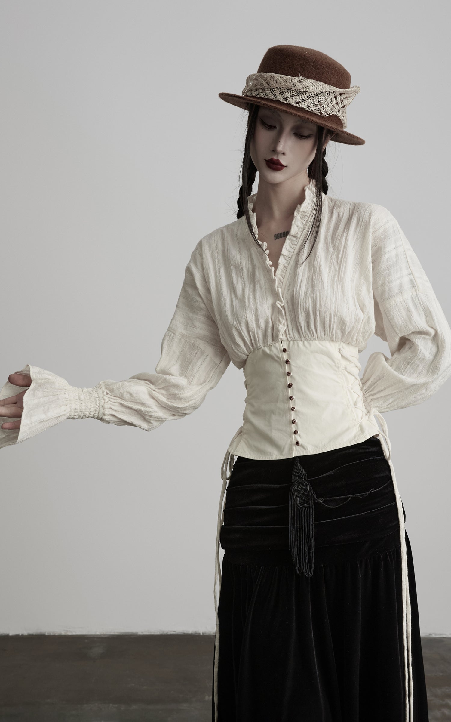 <tc>INDULGE</tc> ストラクチャードコルセットパネルルーシュシャツ