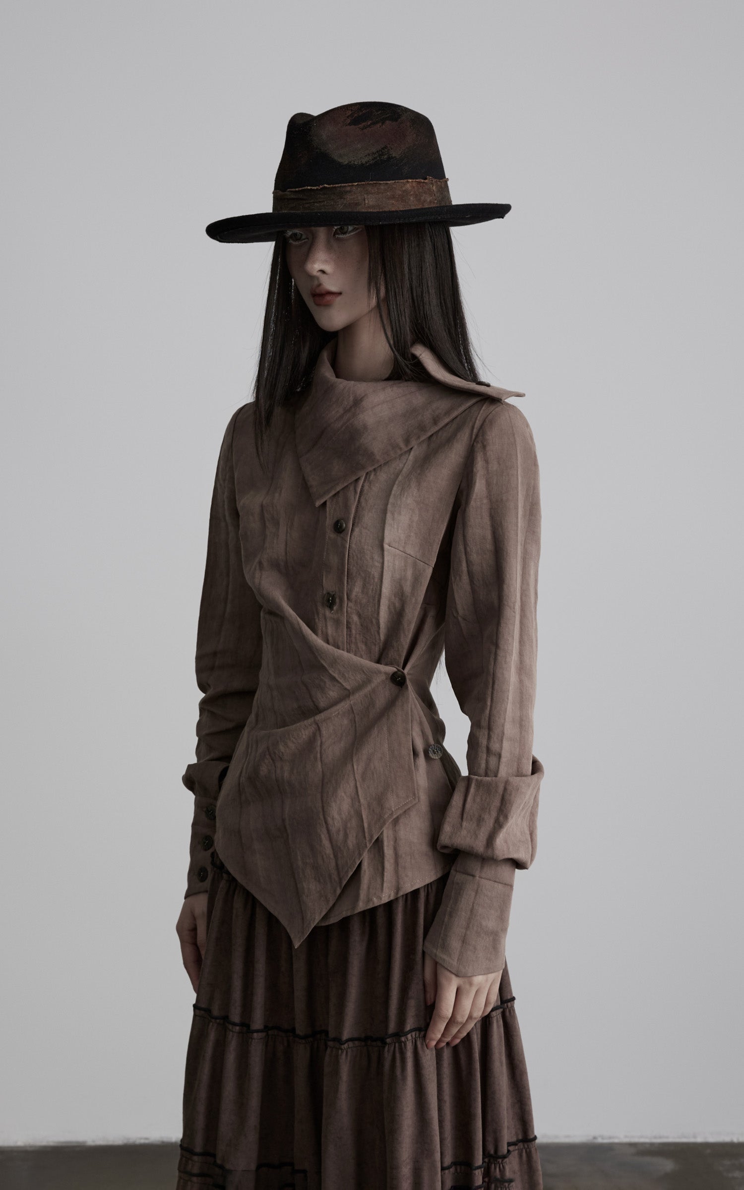 DOINDULGE Asymmetric Sculpted Waist Shirt
