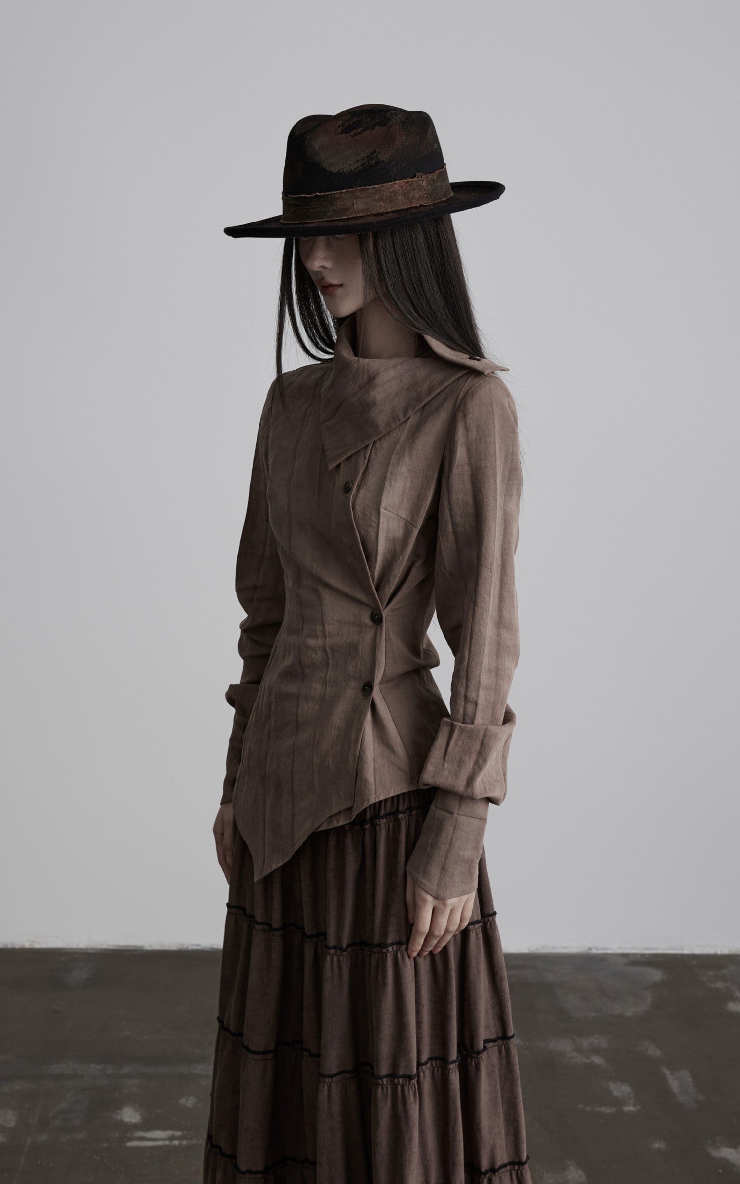 DOINDULGE Asymmetric Sculpted Waist Shirt