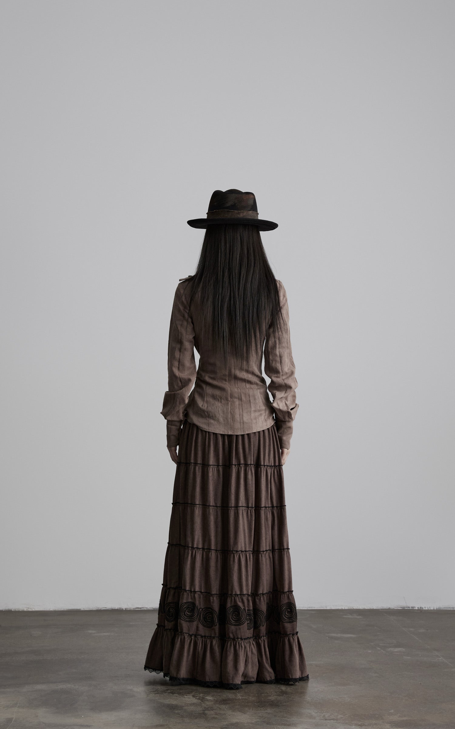 DOINDULGE Asymmetric Sculpted Waist Shirt
