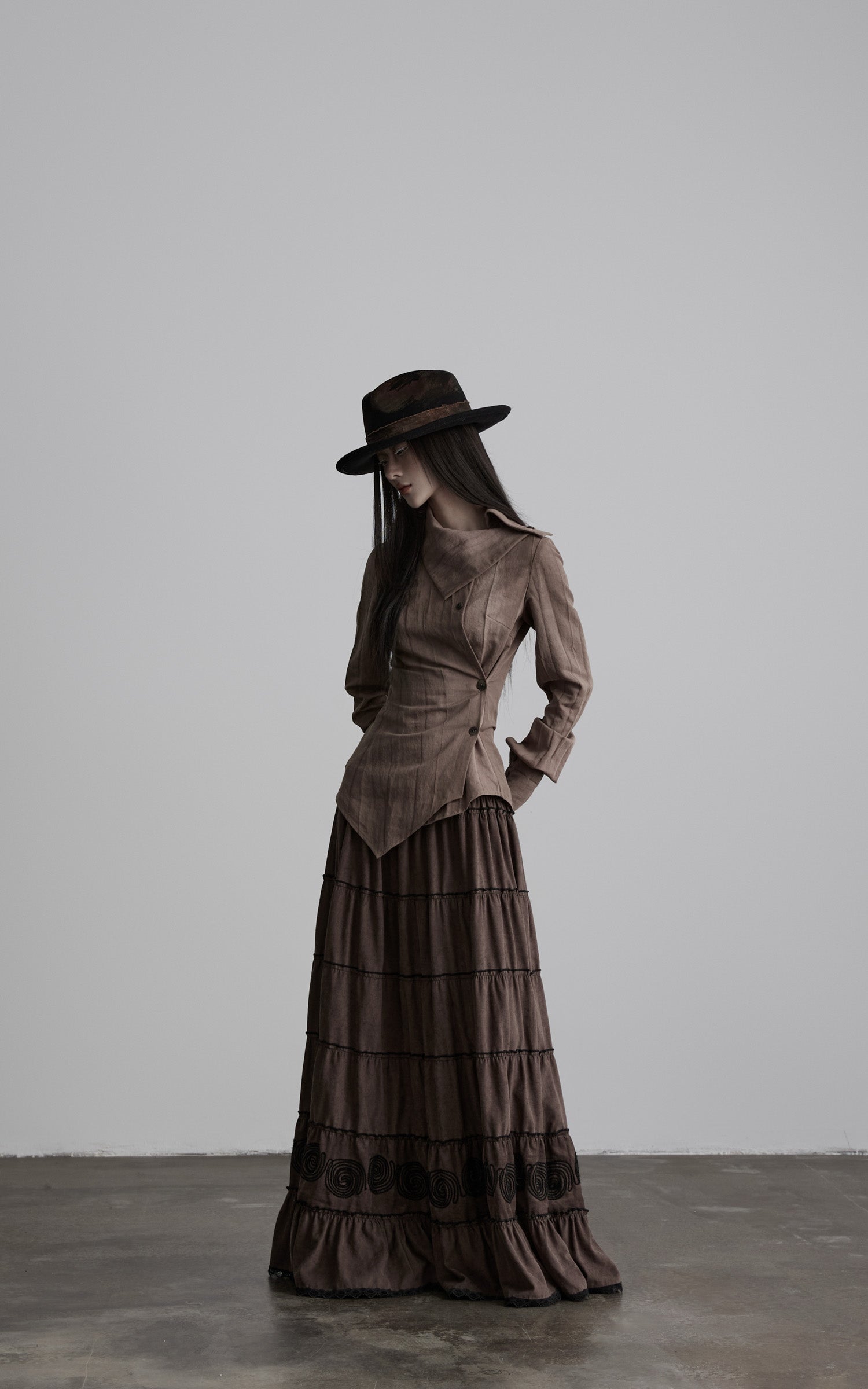 DOINDULGE Asymmetric Sculpted Waist Shirt