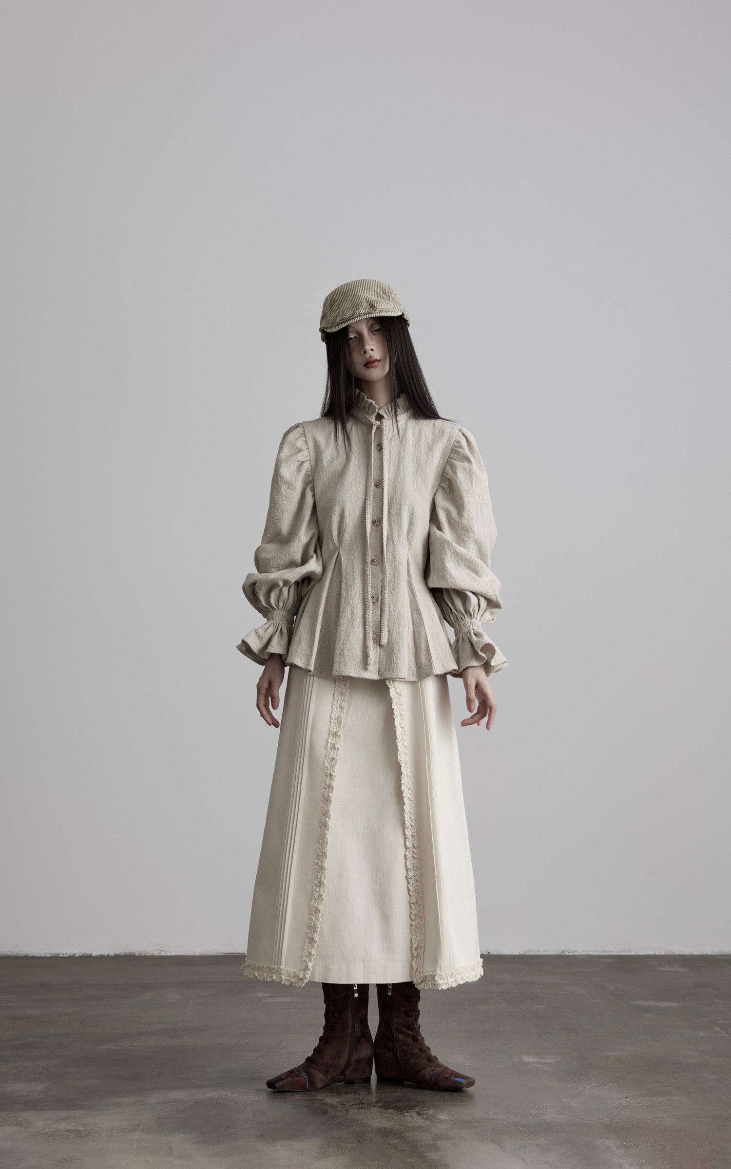 <tc>DOINDULGE</tc> Chemise en lin à taille plissée sculptée et col à volants