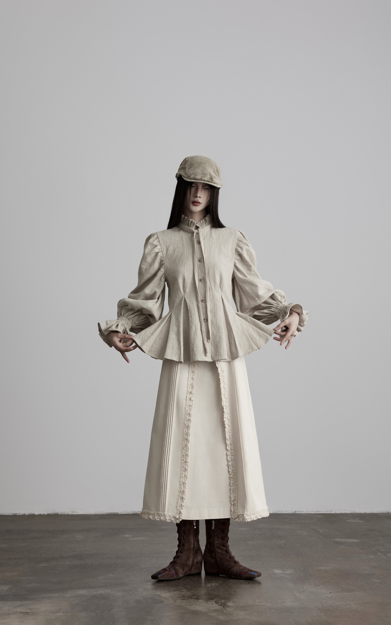 <tc>DOINDULGE</tc> Chemise en lin à taille plissée sculptée et col à volants
