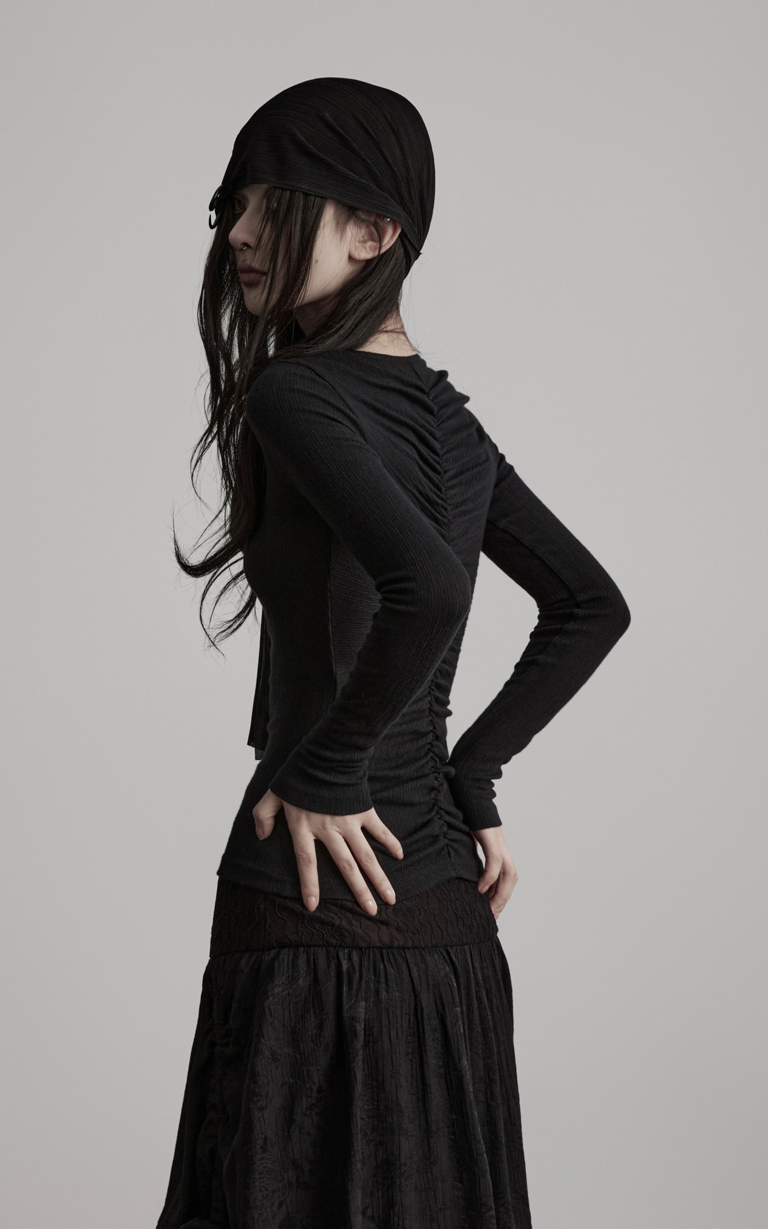 <tc><tc>DOINDULGE</tc></tc> T-shirt à manches longues côtelé avec motif œil brodé