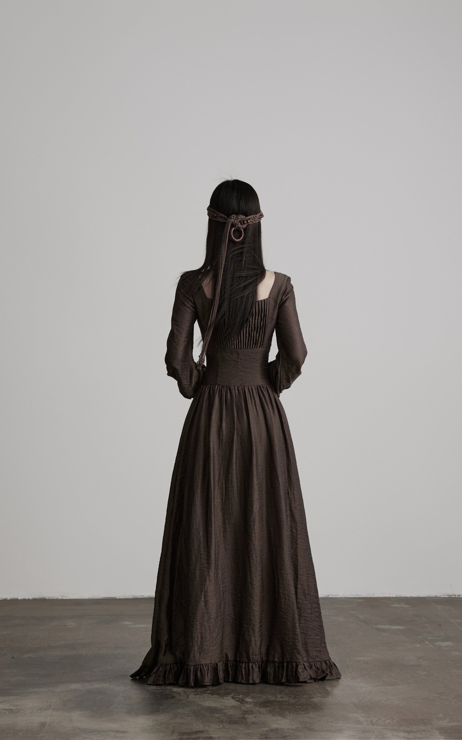 <tc><tc>DOINDULGE</tc></tc> Robe longue plissée à manches longues et corset