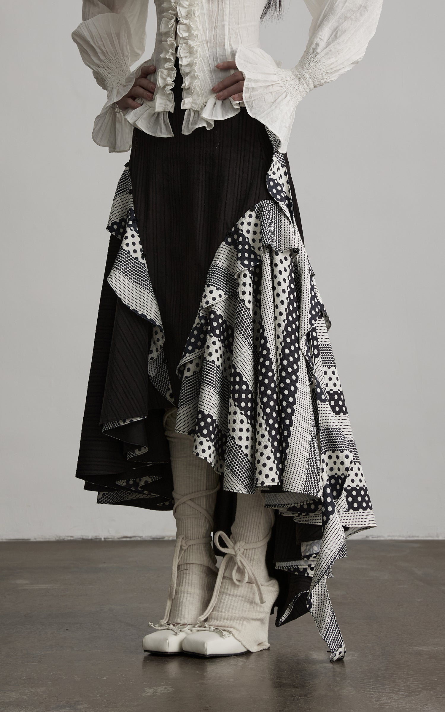 <tc>DOINDULGE</tc> Asymmetrischer Rock mit Rüschen und Patchwork
