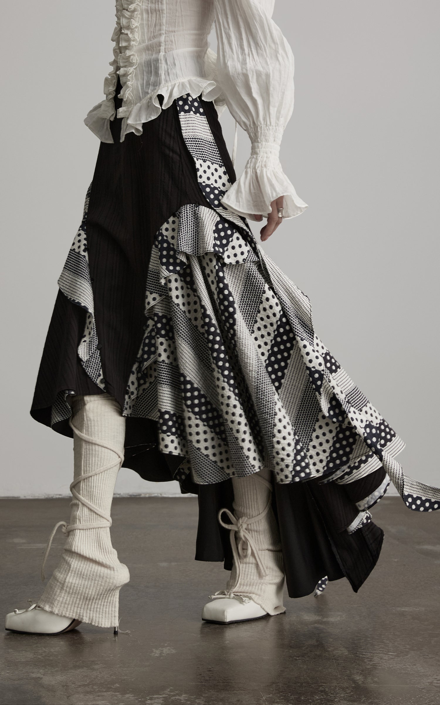 <tc>DOINDULGE</tc> Asymmetrischer Rock mit Rüschen und Patchwork