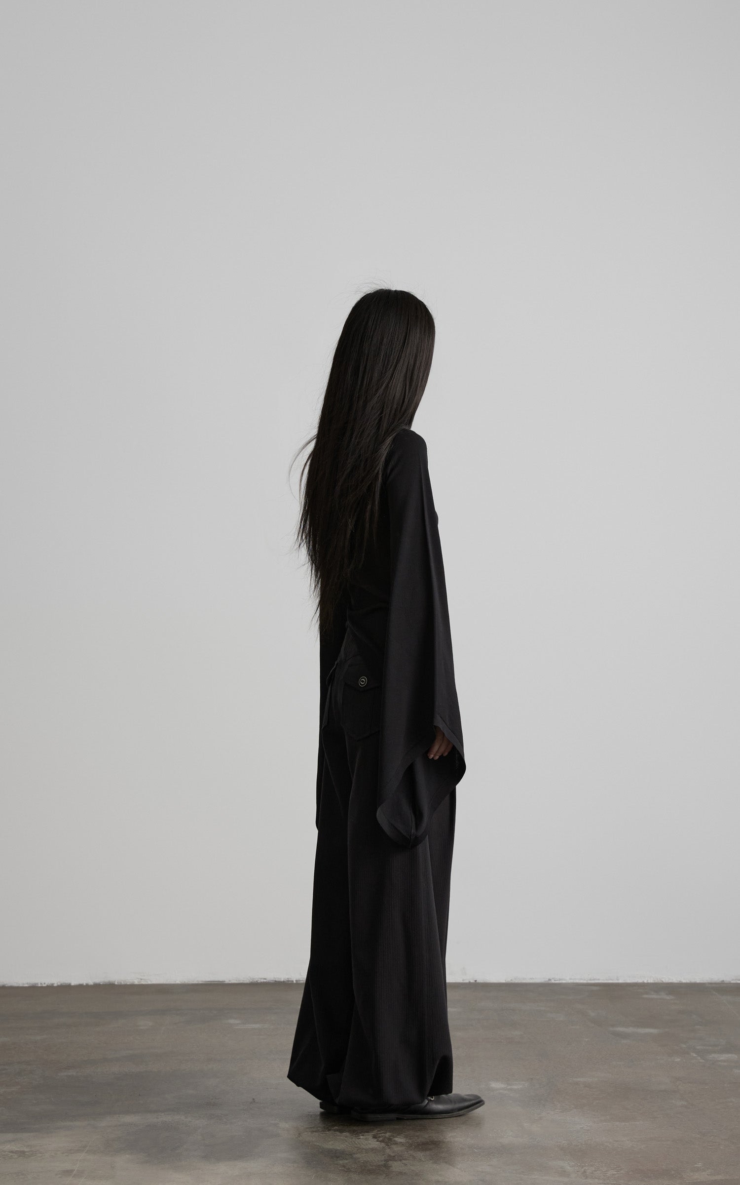 DOINDULGE Asymmetric Draped One-Shoulder Top