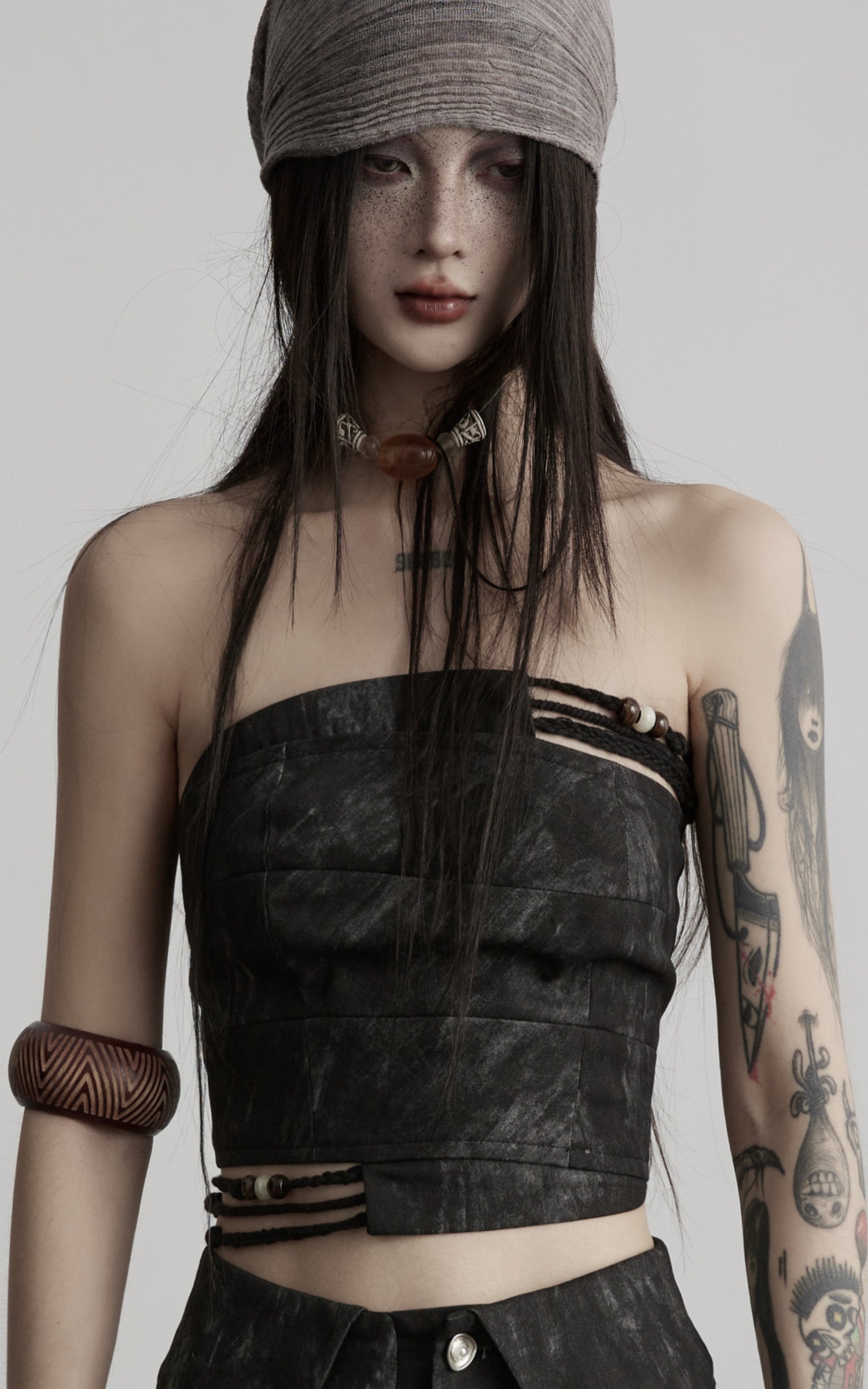 DOINDULGE Distressed Strapless Panel Top