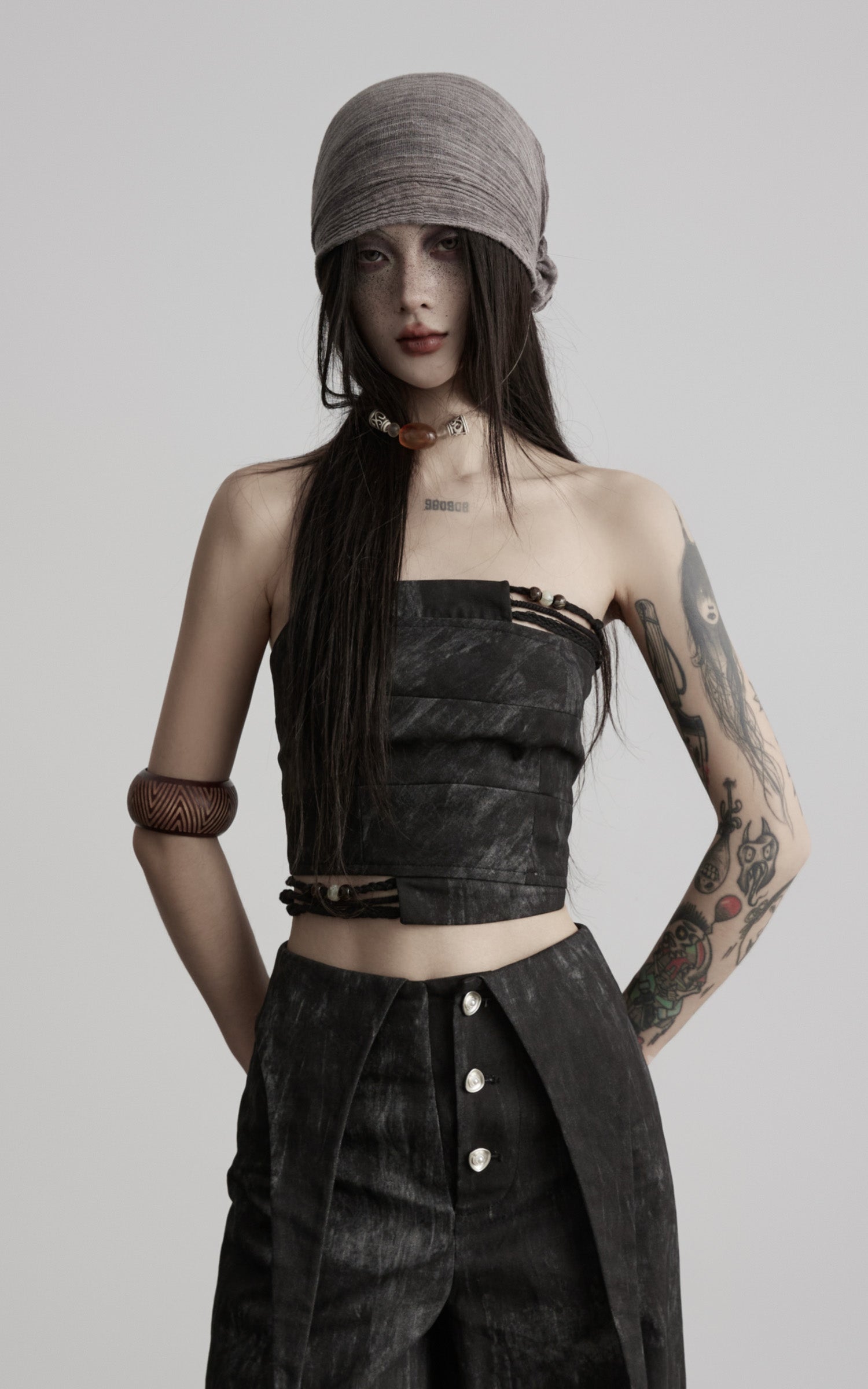 DOINDULGE Distressed Strapless Panel Top