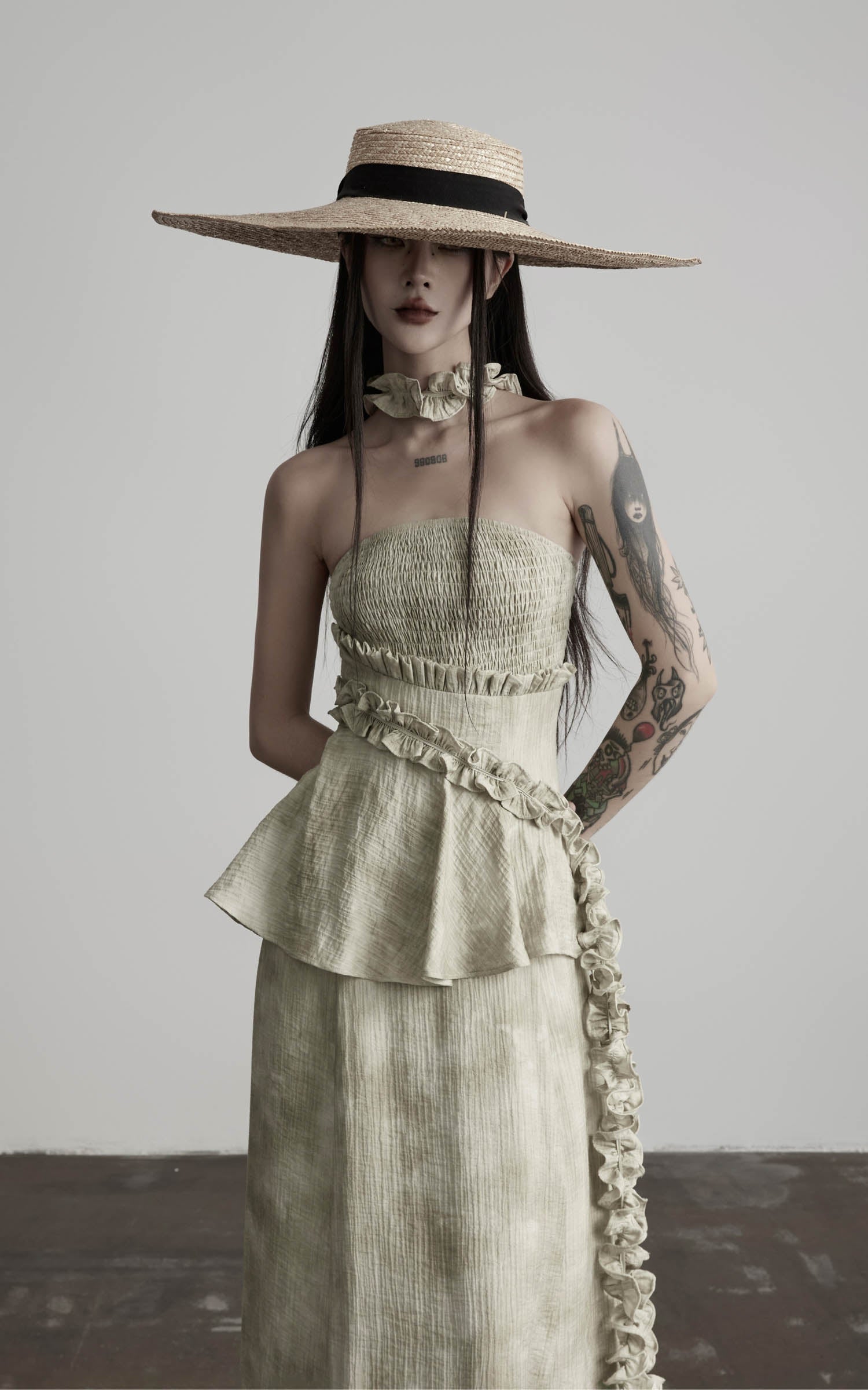 <tc>DOINDULGE</tc> Robe longue à volants smockée sans bretelles