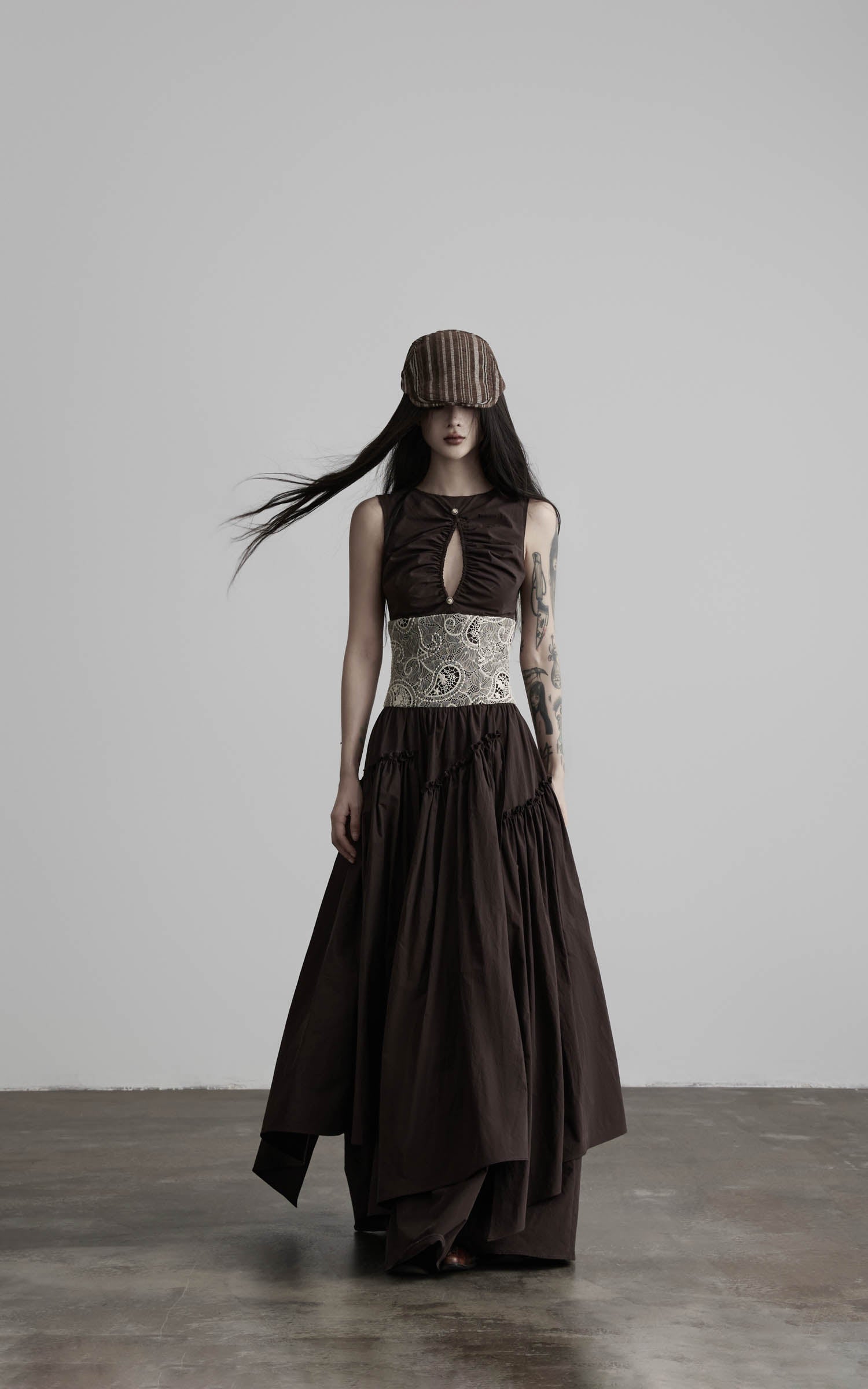DOINDULGE Lace Waist Maxi Dress