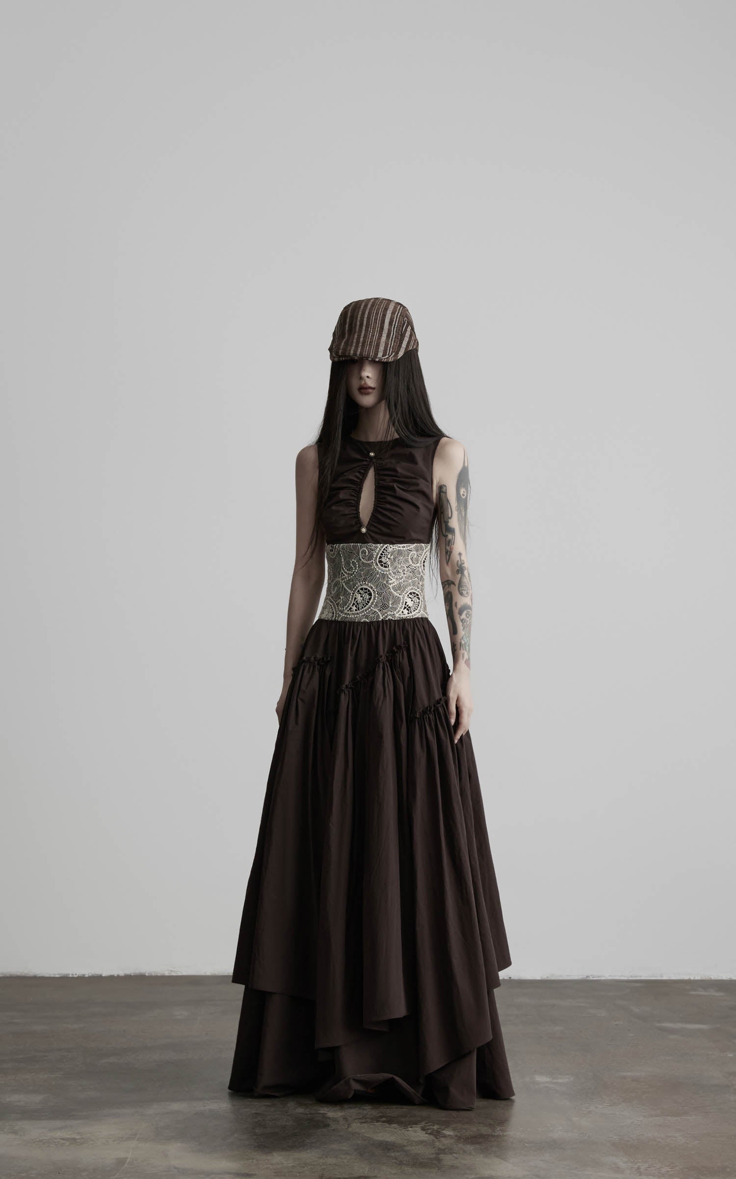 DOINDULGE Lace Waist Maxi Dress