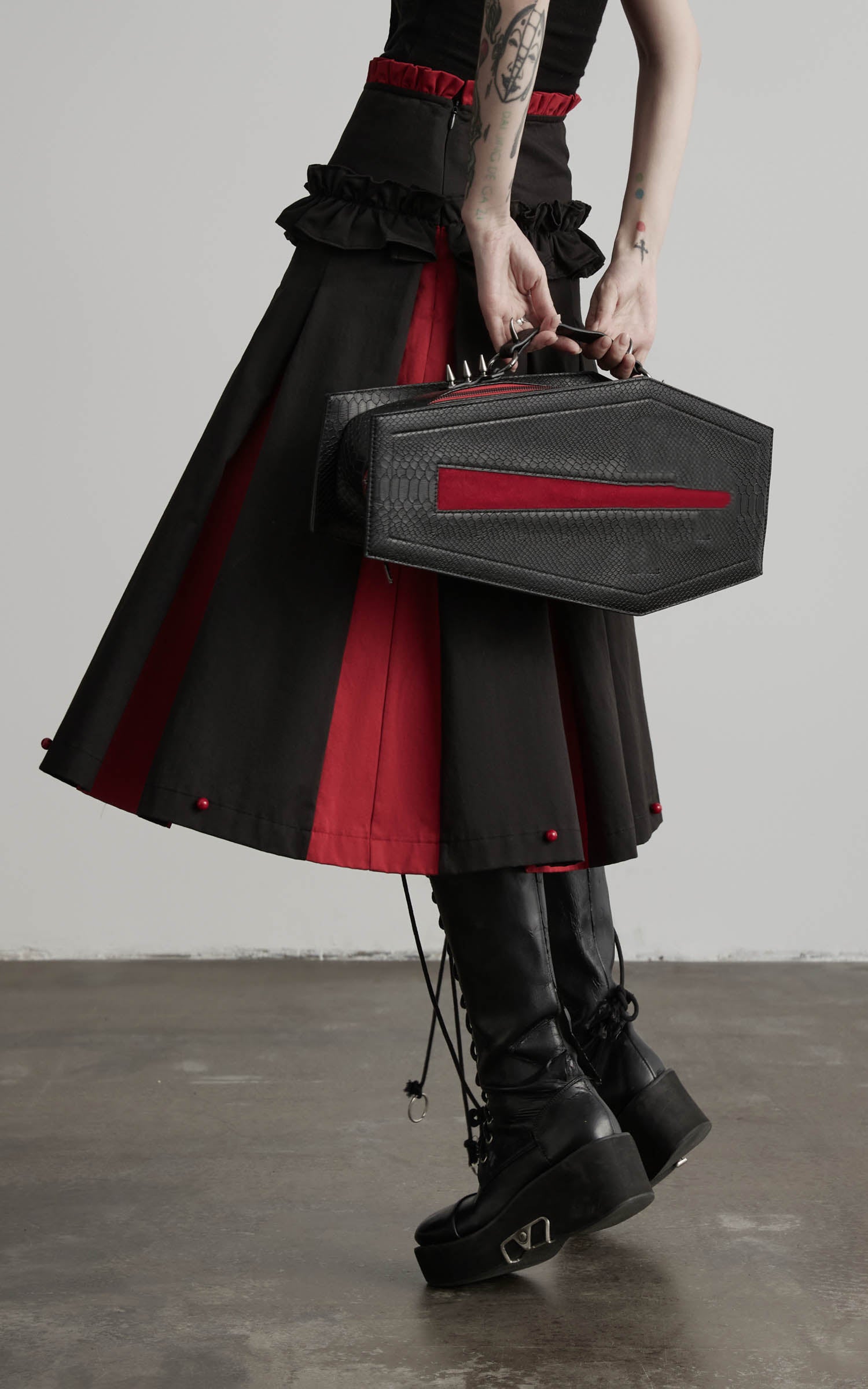 DOINDULGE Ruffle Waist Pleated Midi Skirt