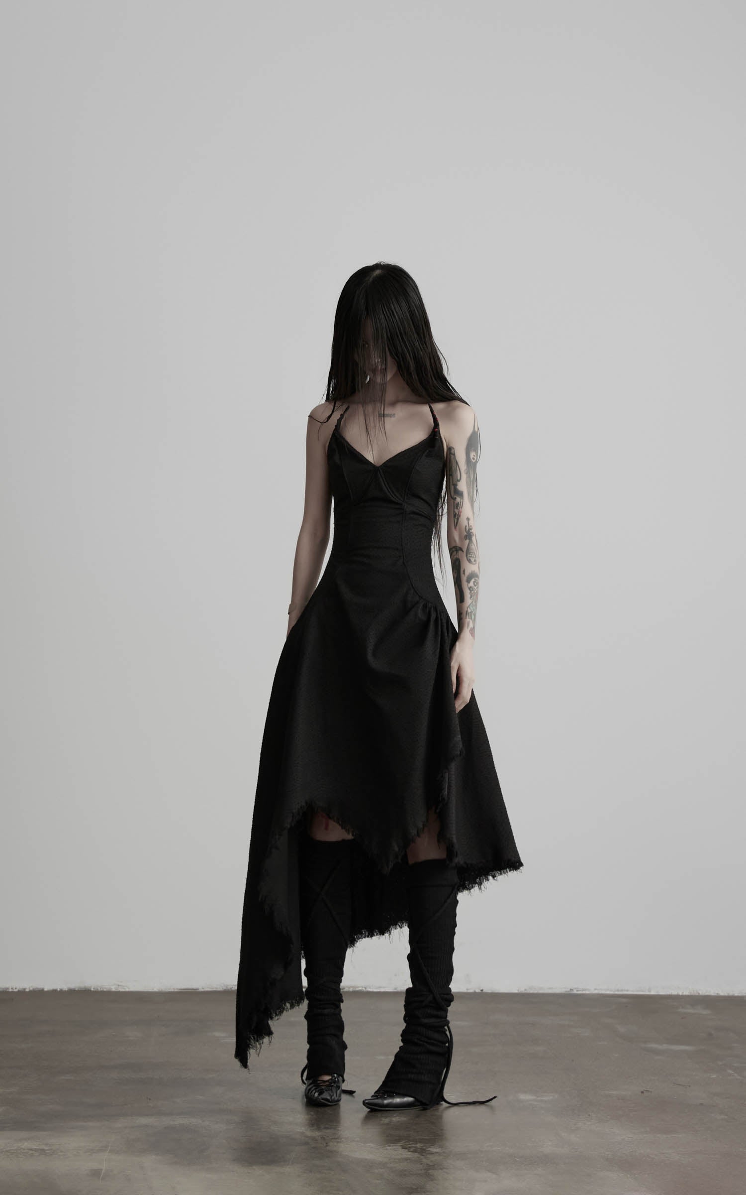 <tc>DOINDULGE</tc> ブラックコットンバスティエドレス
