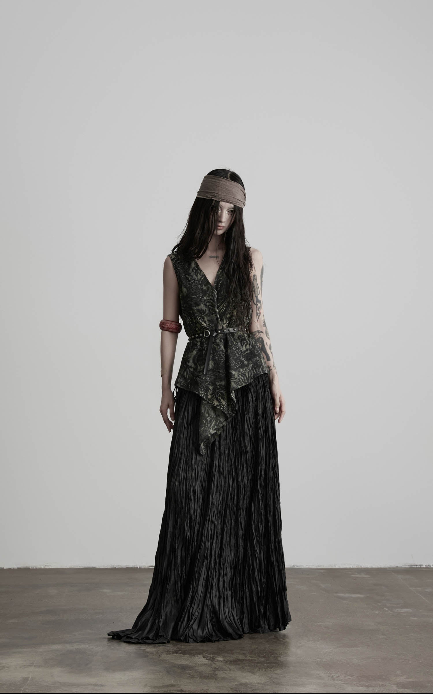 DOINDULGE Gothic Belted Waist Vest Top