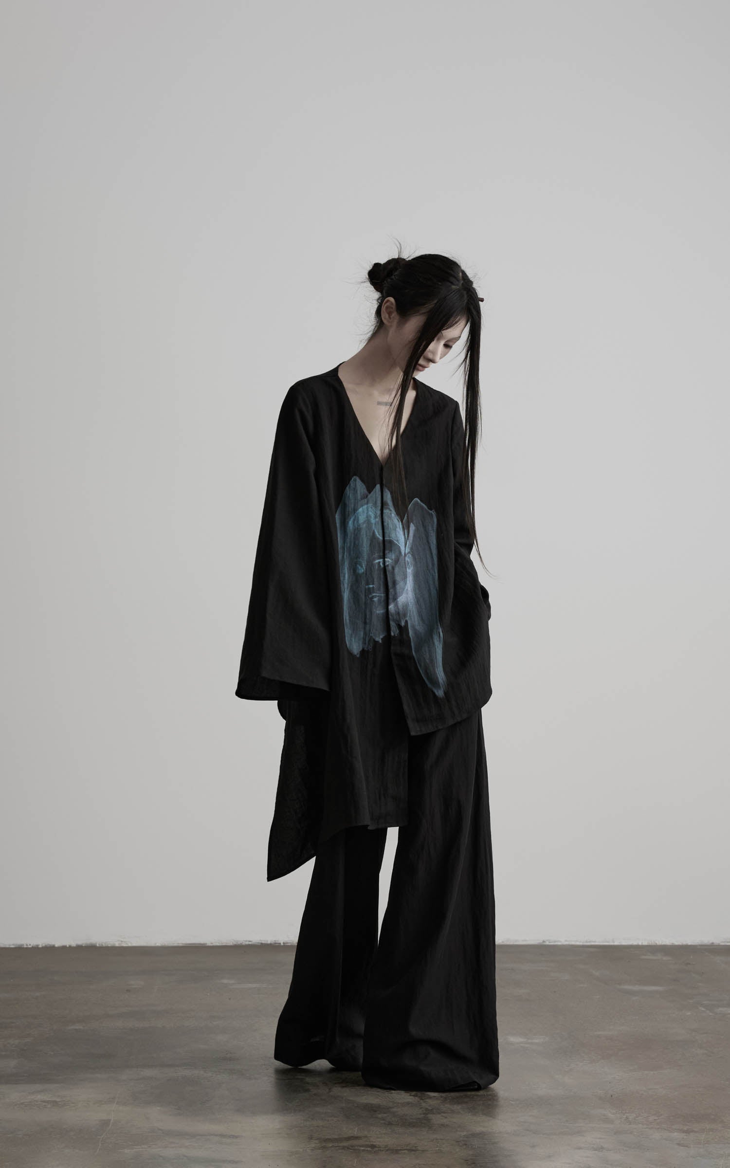 DOINDULGE Asymmetric V-Neck Printed Shirt