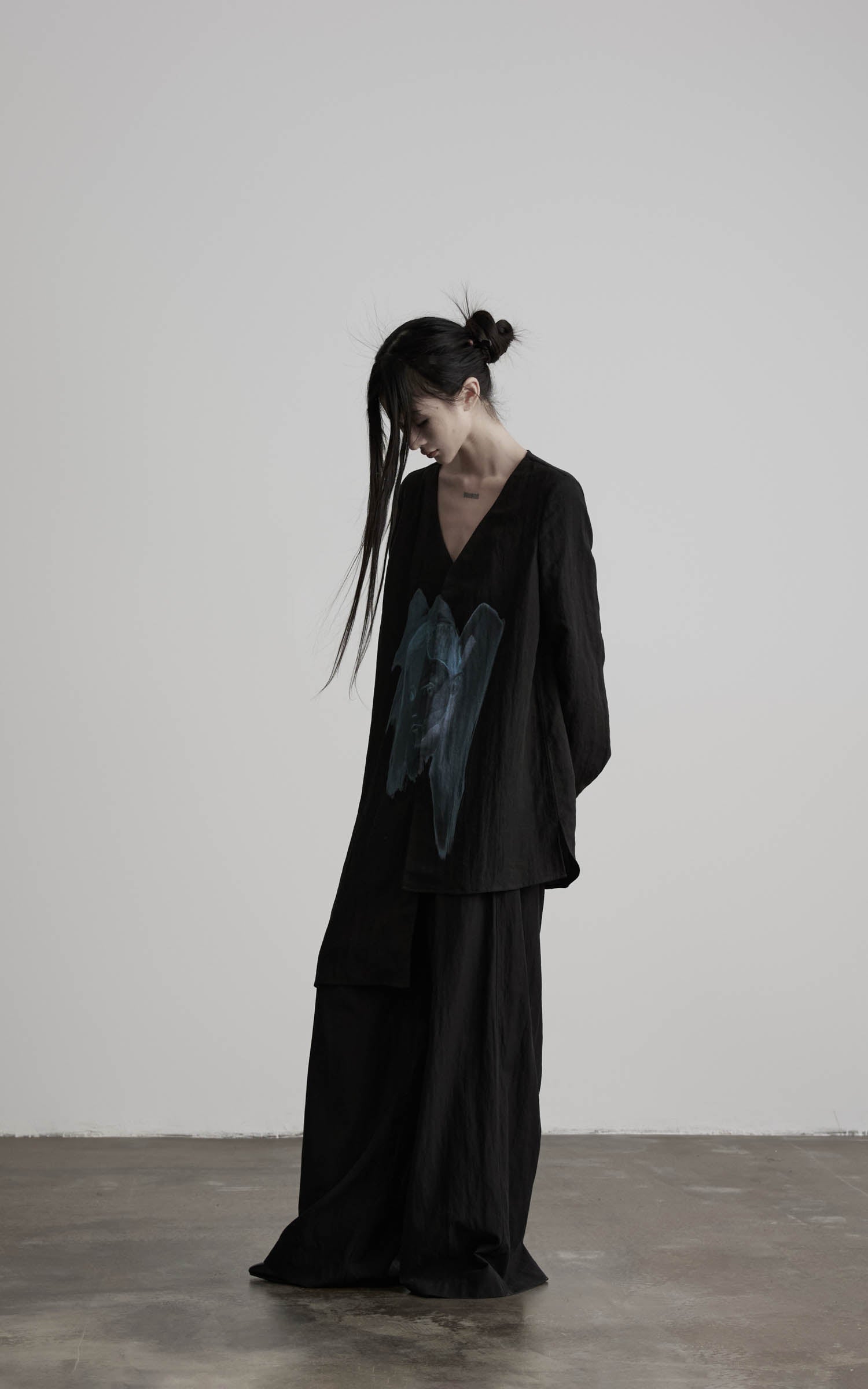 DOINDULGE Asymmetric V-Neck Printed Shirt
