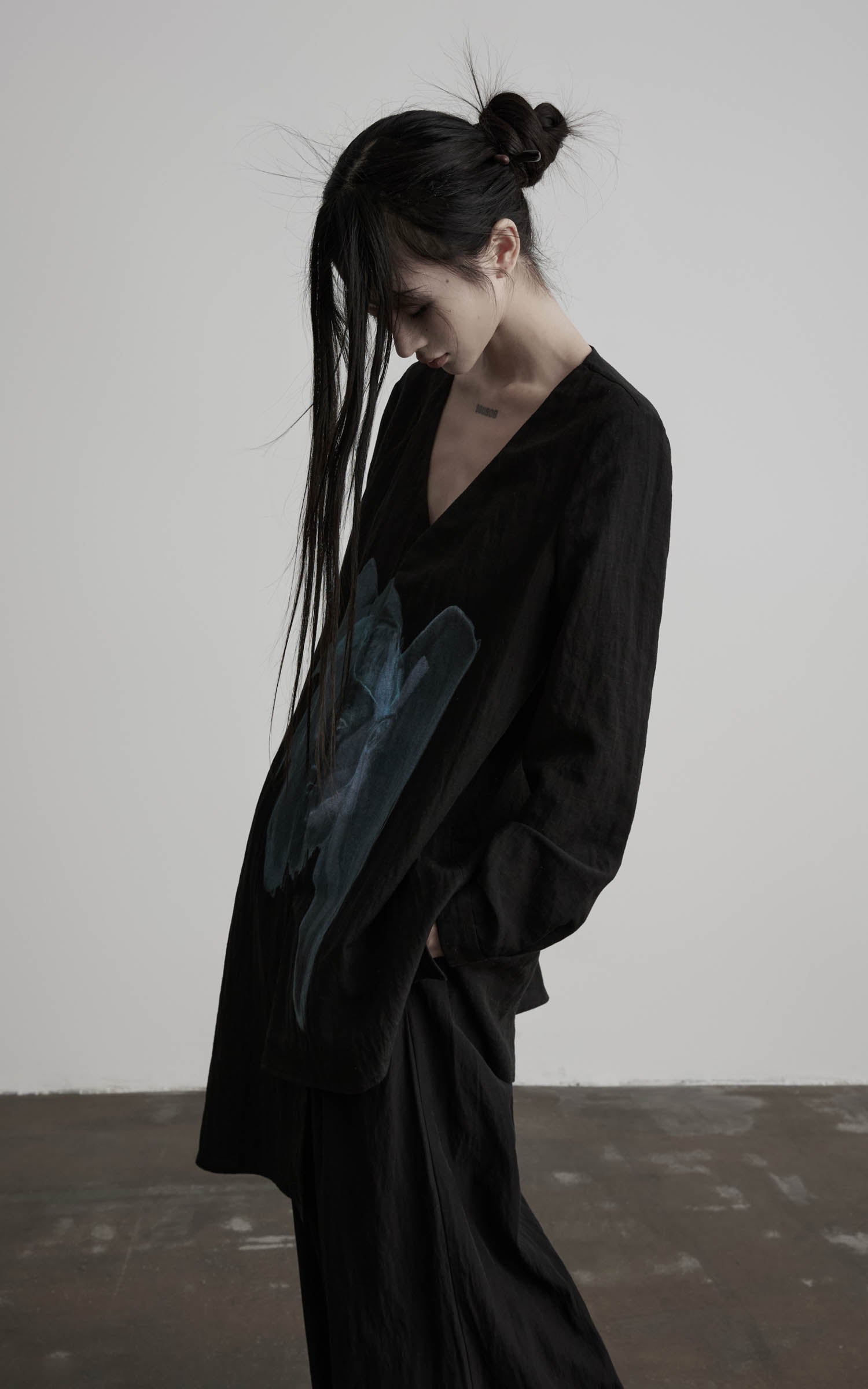 DOINDULGE Asymmetric V-Neck Printed Shirt