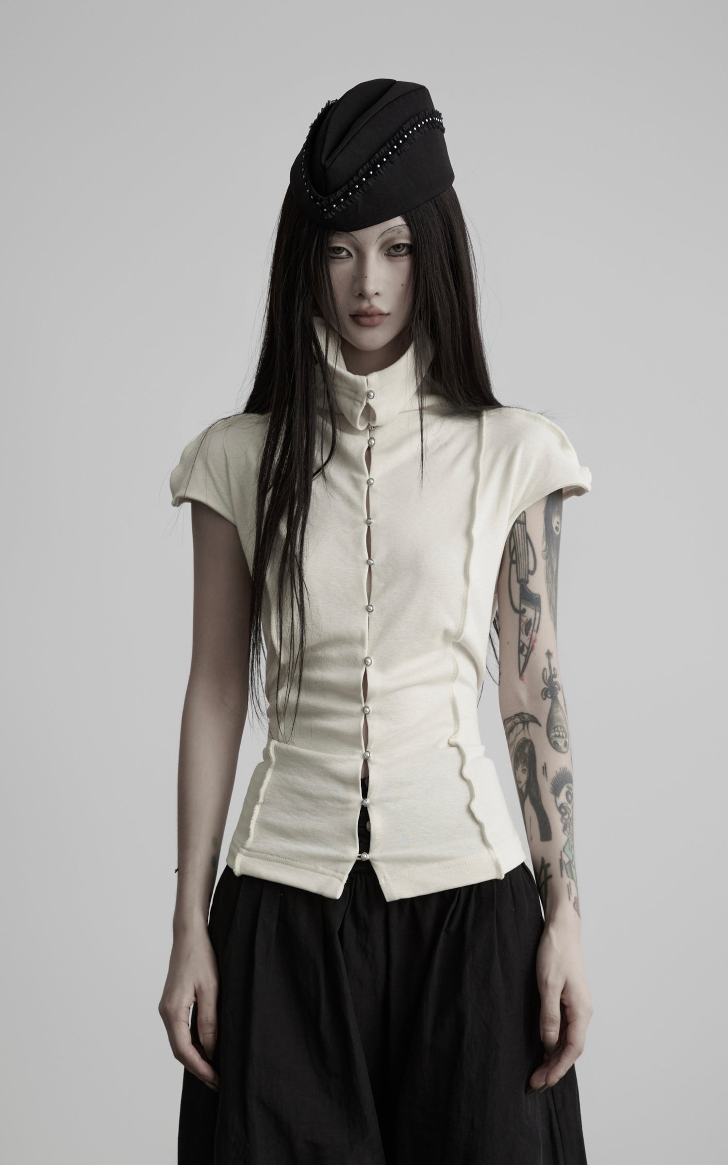 DOINDULGE Mock Neck Button Front Knit Top