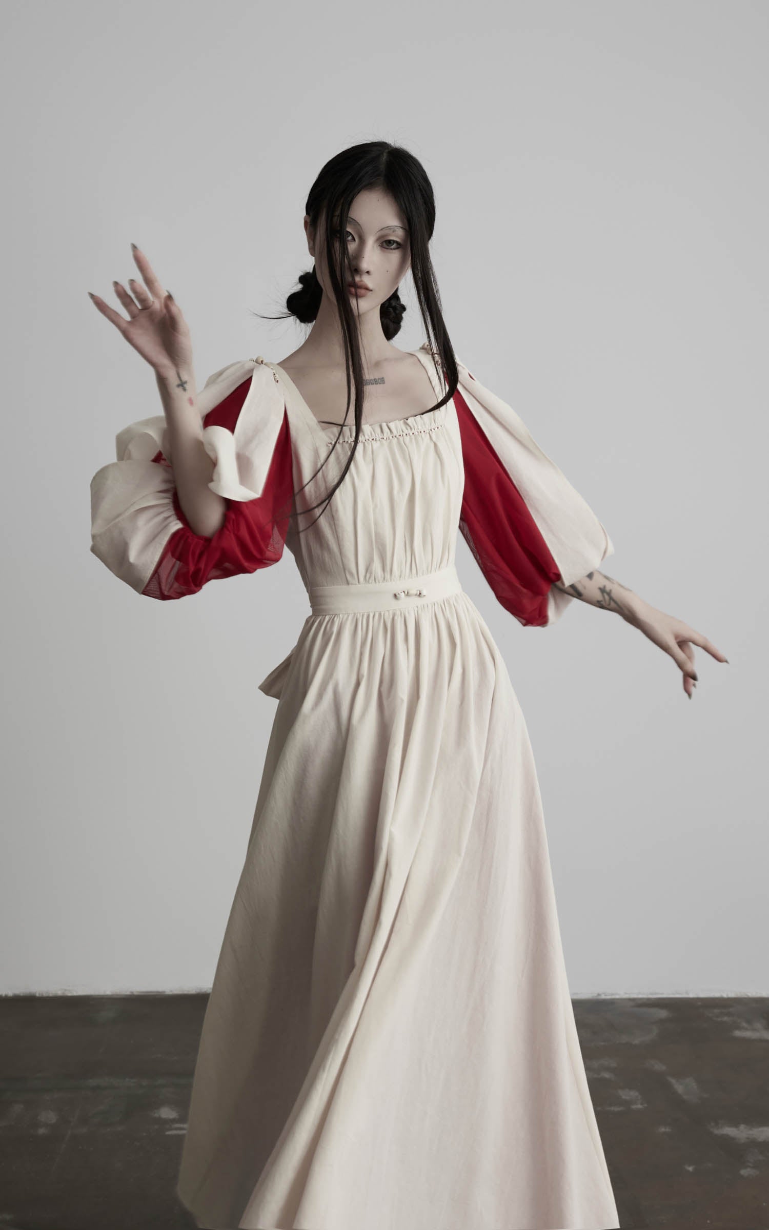 <tc>DOINDULGE</tc> Maxikleid mit quadratischem Ausschnitt und Puffärmeln