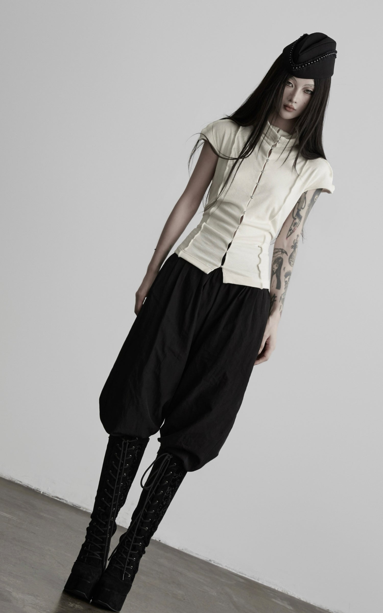 DOINDULGE Mock Neck Button Front Knit Top