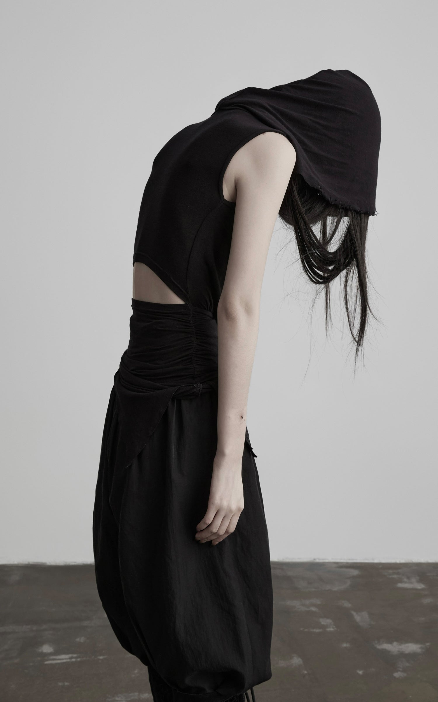 DOINDULGE Hooded Draped Sleeveless Knit Top