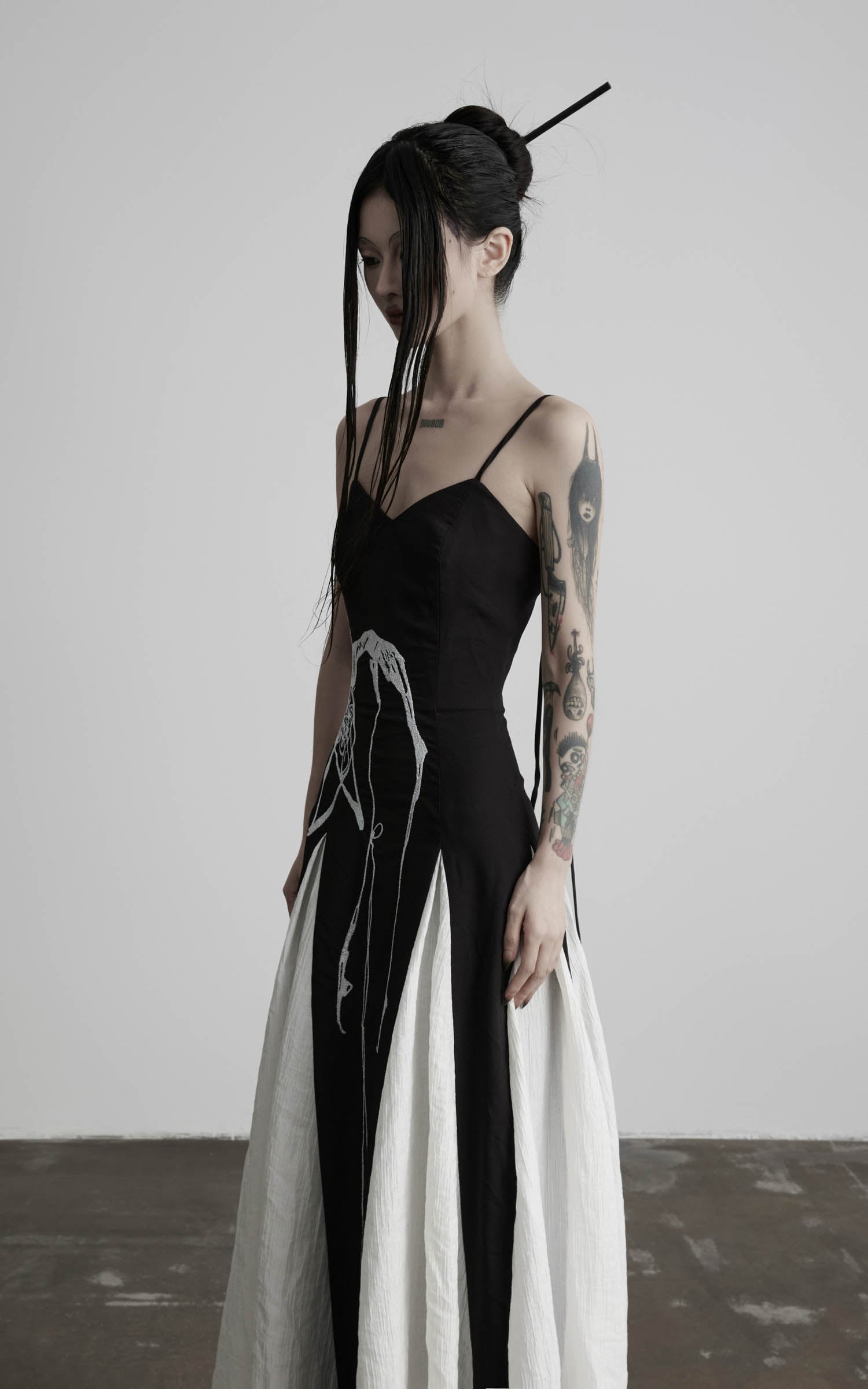 DOINDULGE Spaghetti Strap Panel Maxi Dress