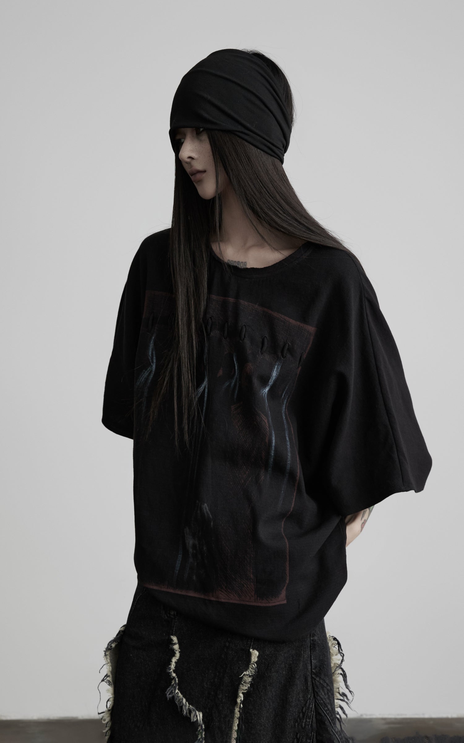 DOINDULGE Oversized Graphic Batwing Sleeve T-Shirt