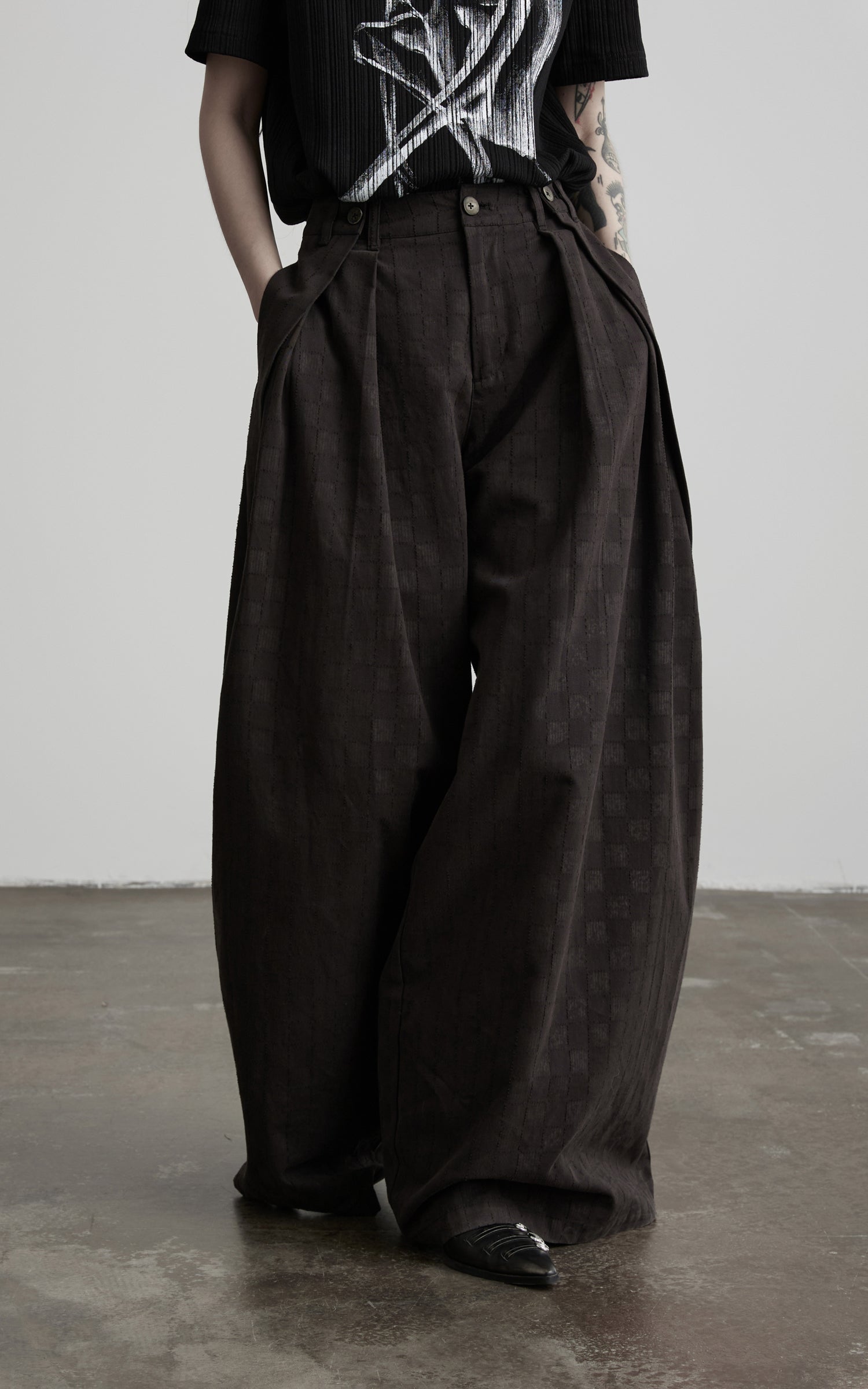 DOINDULGE High Waist Pleated Wide Leg Pants