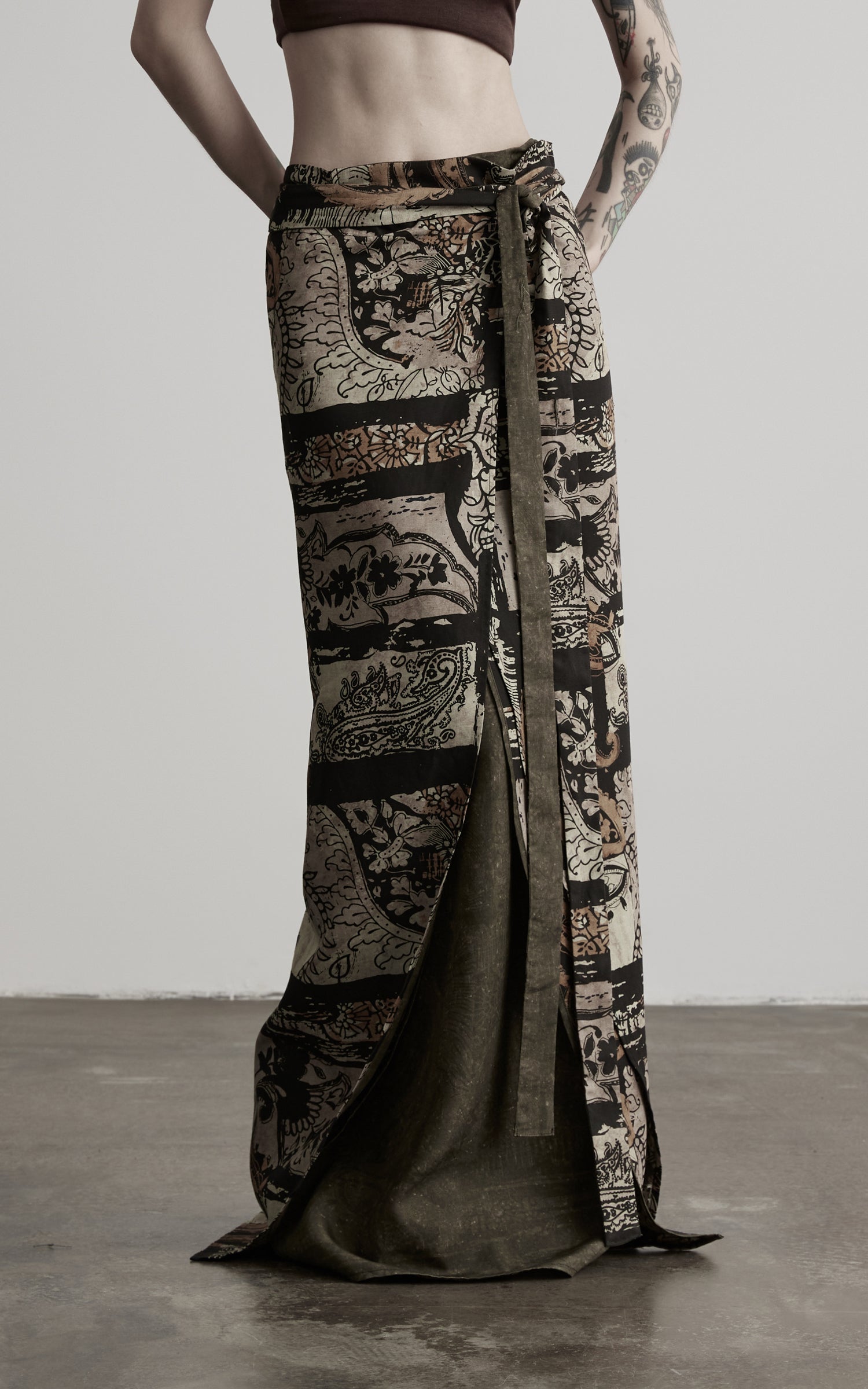 DOINDULGE Convertible Multi-Way Wrap Printed Maxi Skirt