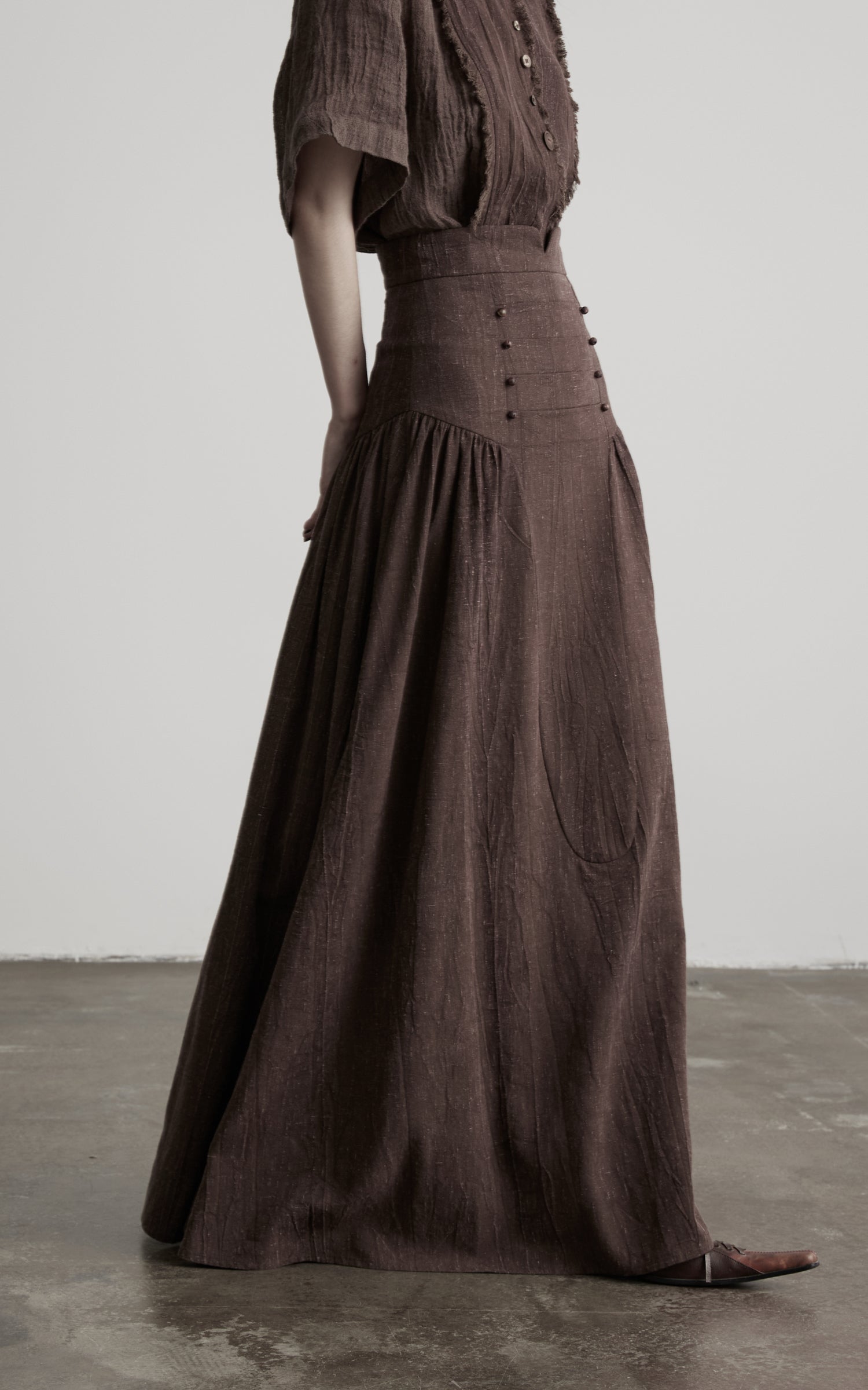 <tc>DOINDULGE</tc> Jupe longue à panneaux froncés taille haute