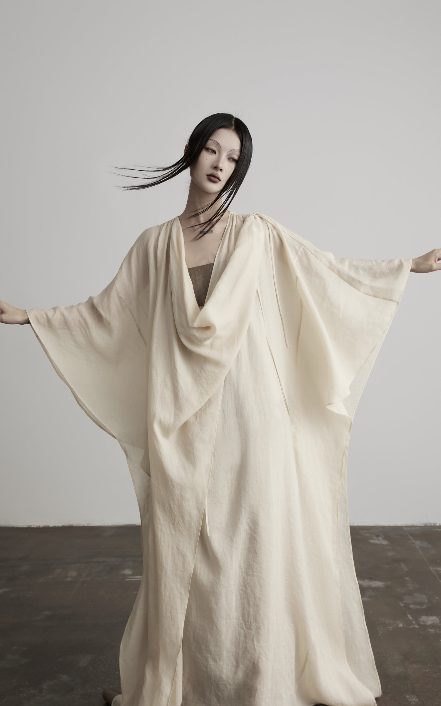 DOINDULGE Cowl Neck Batwing Sleeve Maxi Robe