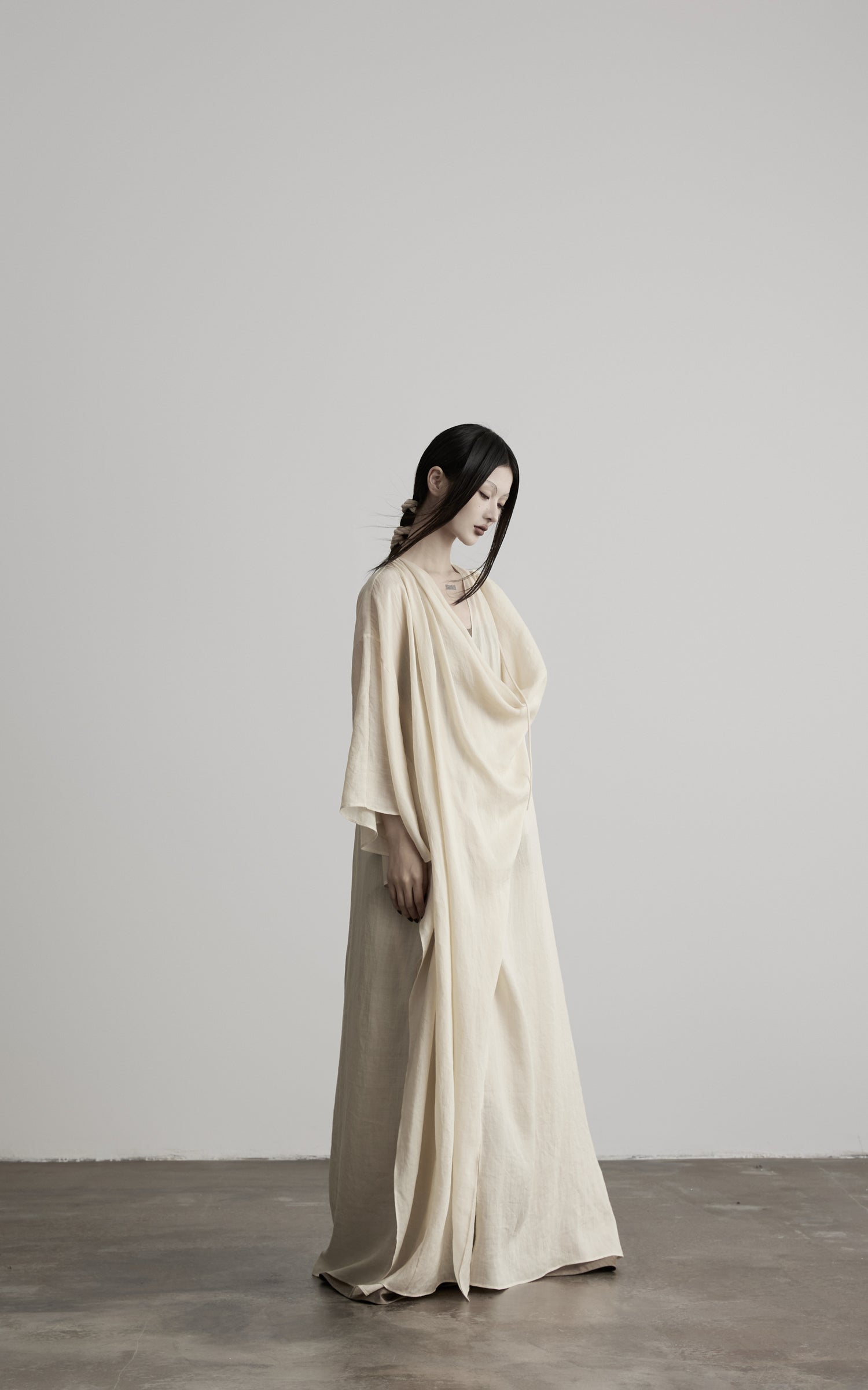 DOINDULGE Cowl Neck Batwing Sleeve Maxi Robe