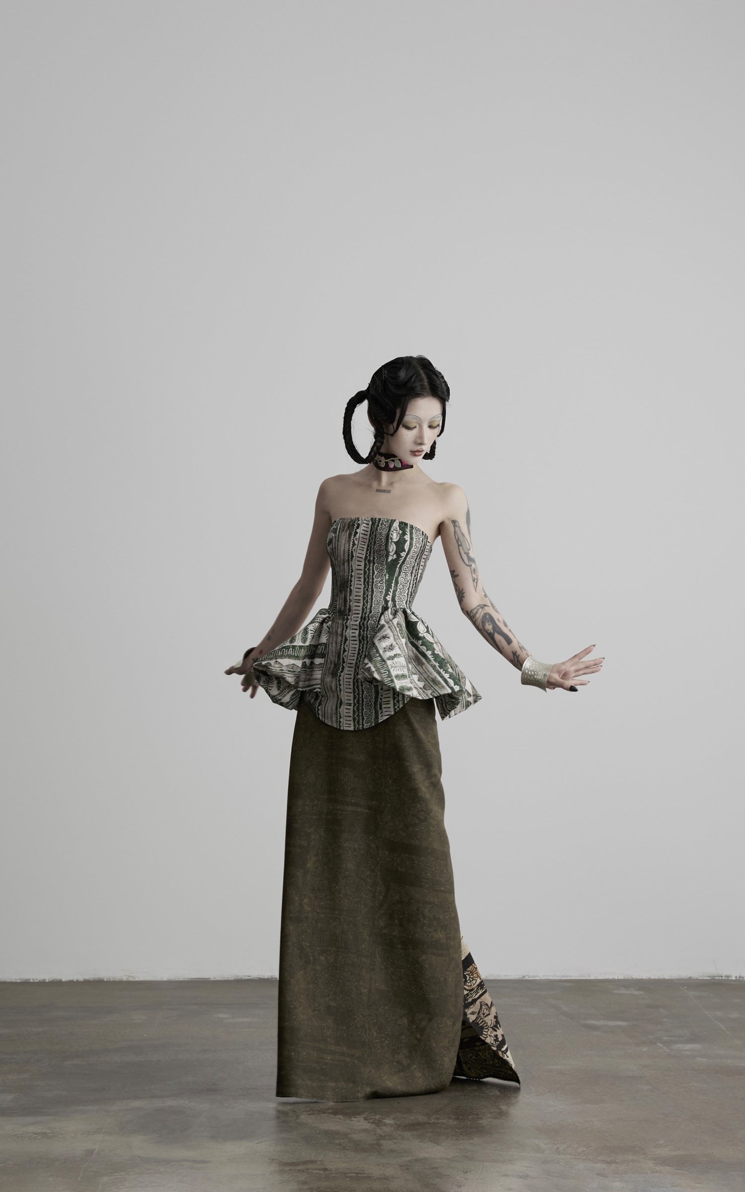 DOINDULGE Printed Corset Peplum Bandeau Top