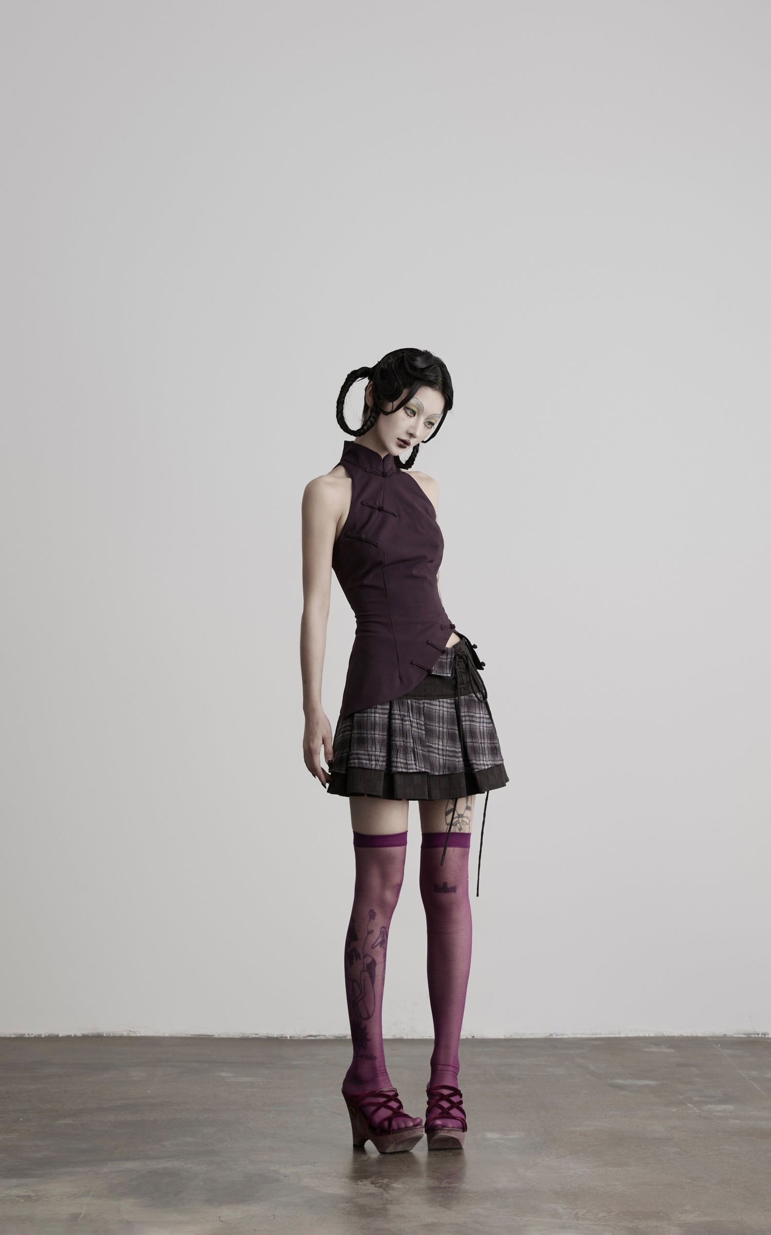 <tc>DOINDULGE</tc> マンダリンカラー フロッグボタン フィットトップ