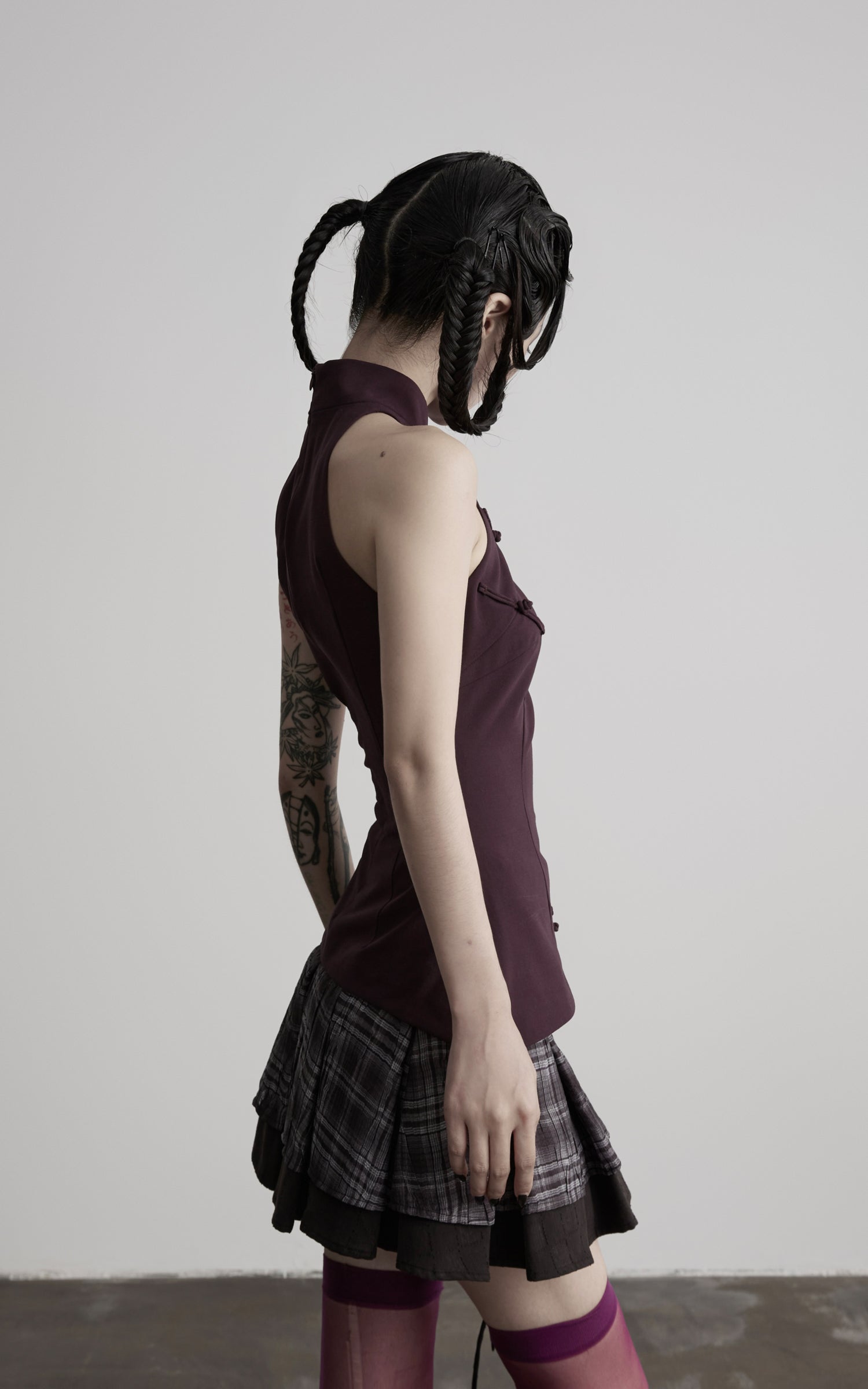<tc>DOINDULGE</tc> マンダリンカラー フロッグボタン フィットトップ