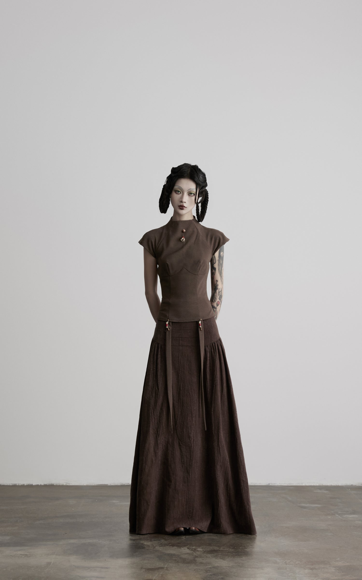 <tc>DOINDULGE</tc> モックネック キャップスリーブ フィットトップ