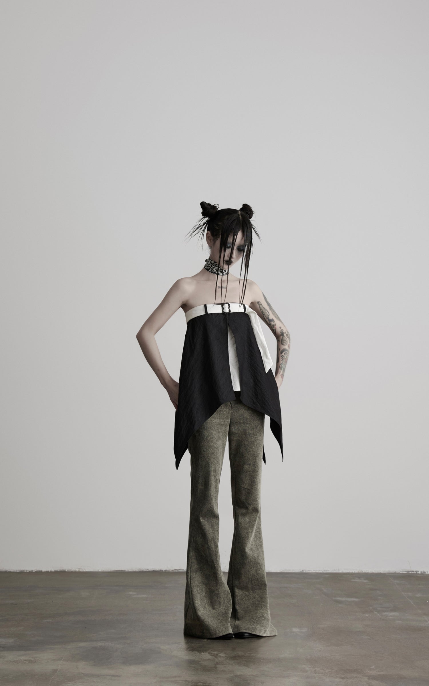 <tc>DOINDULGE</tc> Pantalon évasé à taille croisée