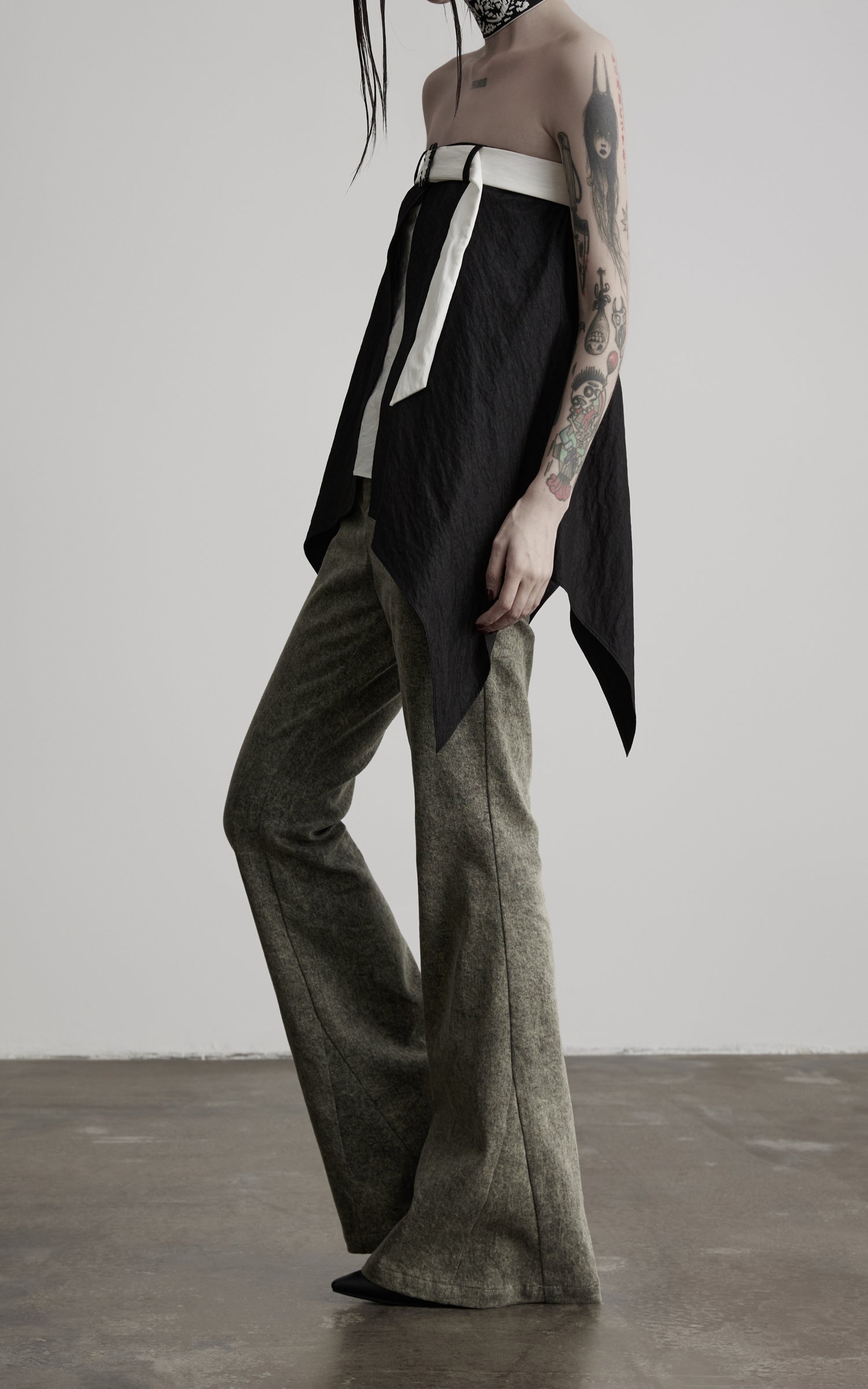 <tc>DOINDULGE</tc> Pantalon évasé à taille croisée