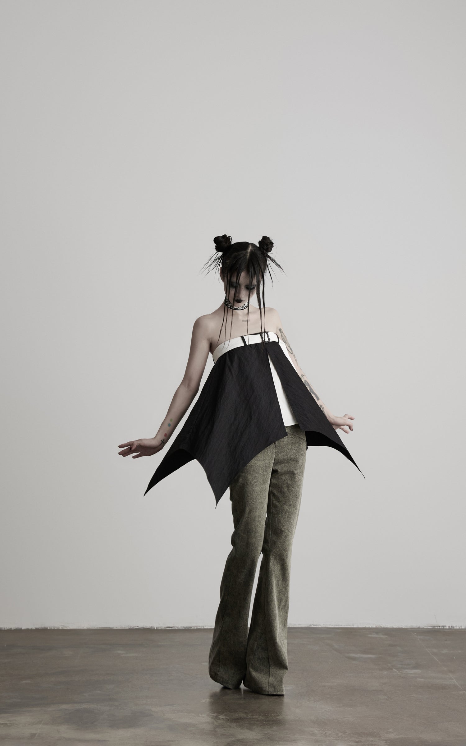 <tc>DOINDULGE</tc> Pantalon évasé à taille croisée